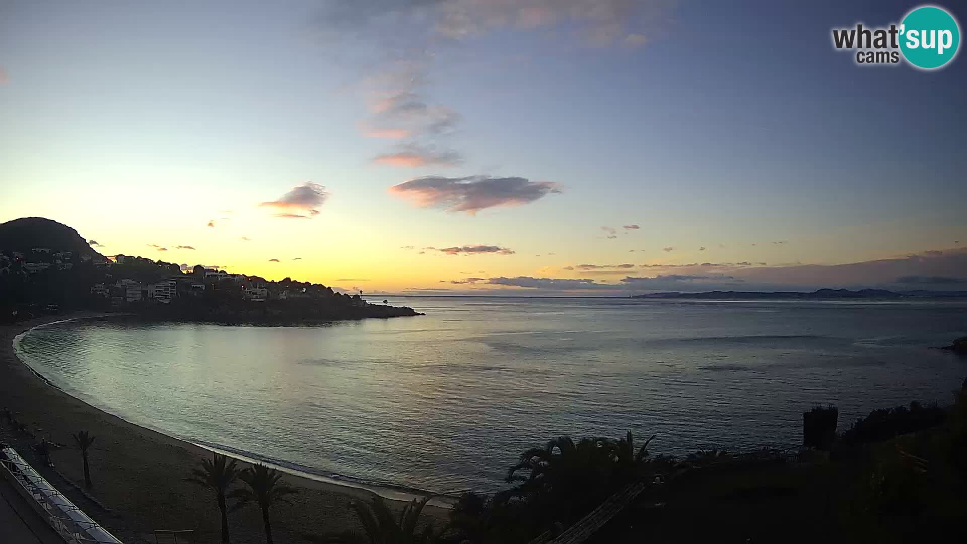 Platja de l’Almadrava beach Live Webcam Roses – Costa Brava – Spain