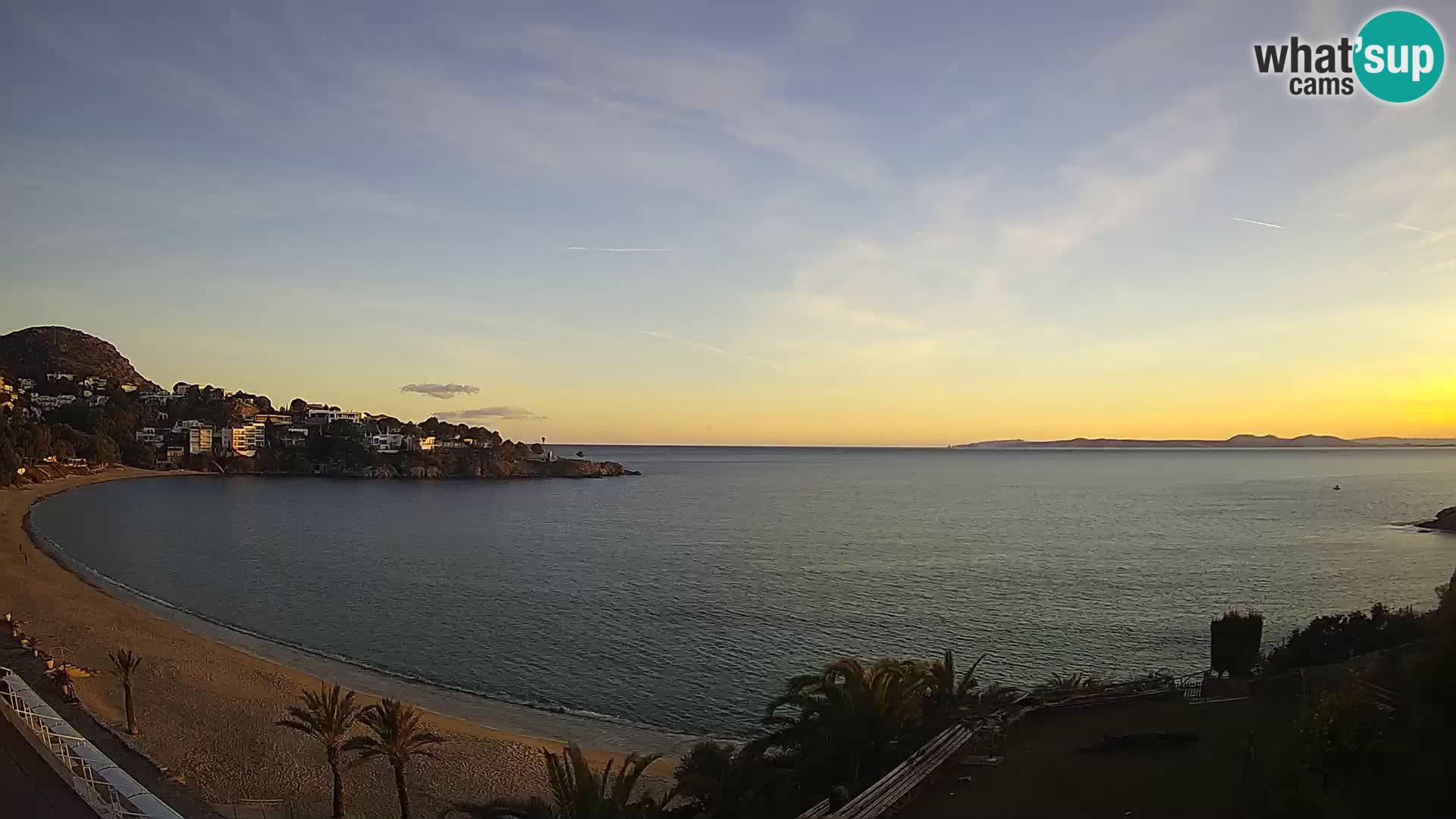 Platja de l’Almadrava beach Live Webcam Roses – Costa Brava – Spain