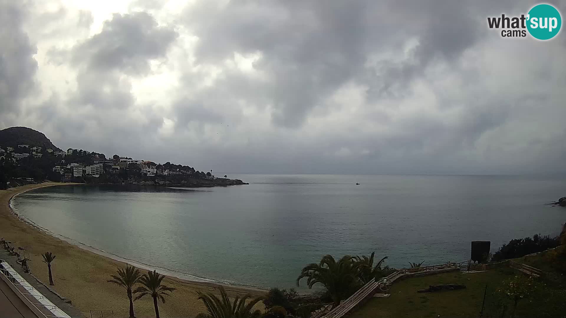 Platja de l’Almadrava beach Live Webcam Roses – Costa Brava – Spain