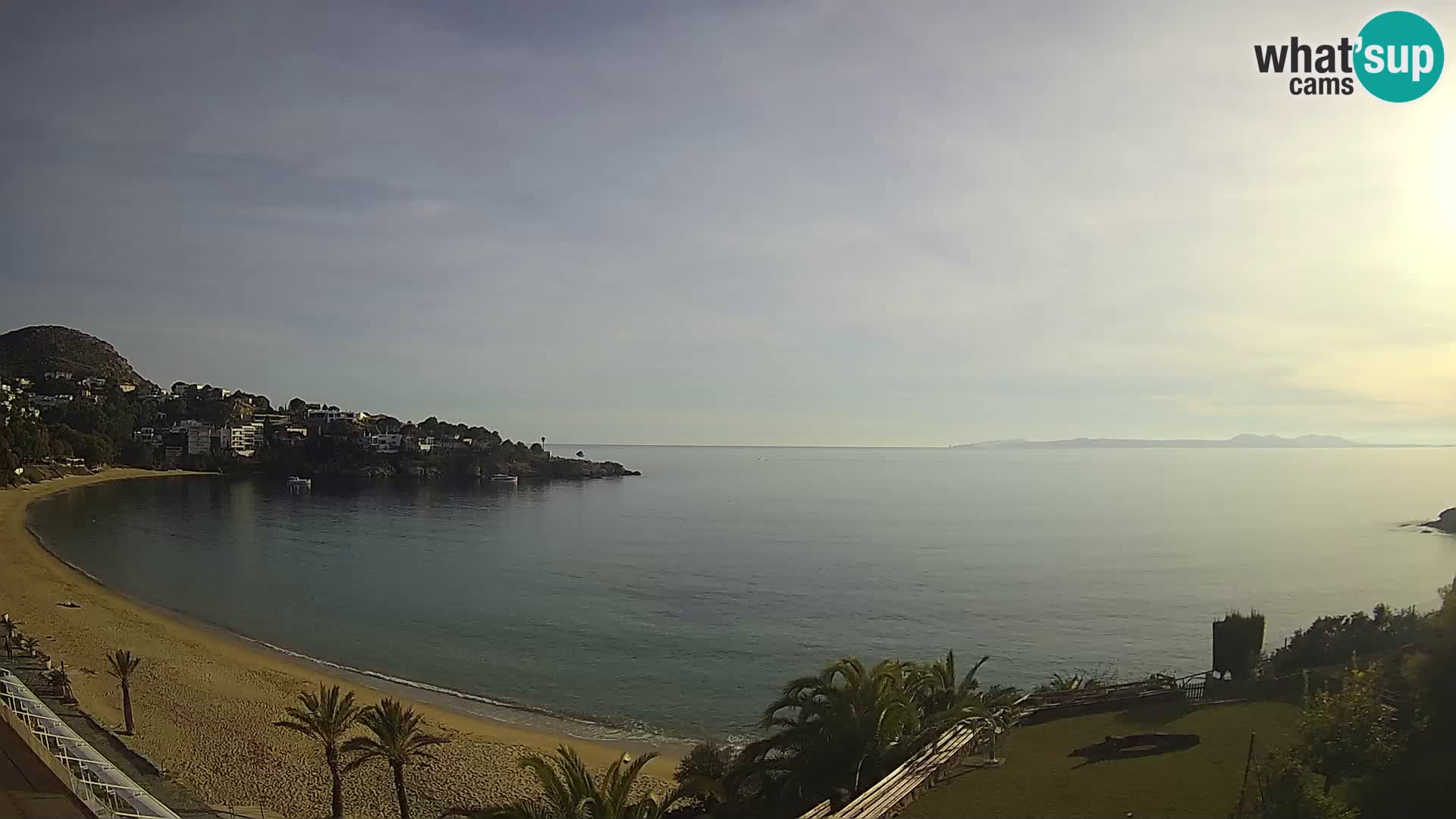 Platja de l’Almadrava beach Live Webcam Roses – Costa Brava – Spain