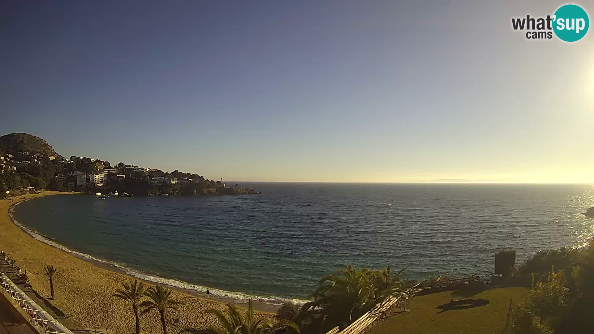 Platja de l’Almadrava beach Live Webcam Roses – Costa Brava – Spain