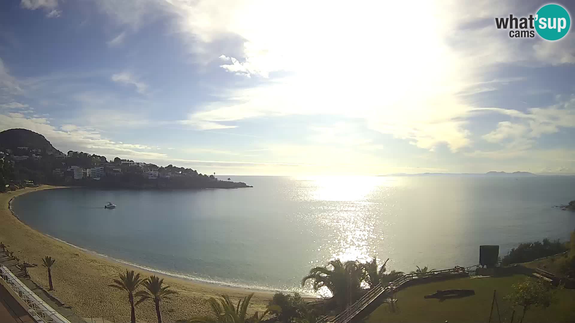 Platja de l’Almadrava beach Live Webcam Roses – Costa Brava – Spain