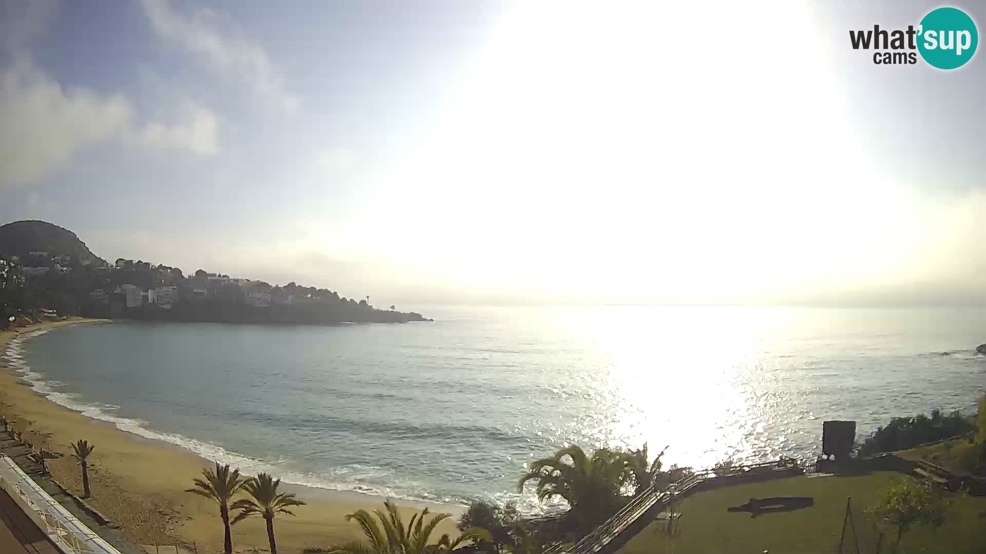 Platja de l’Almadrava beach Live Webcam Roses – Costa Brava – Spain