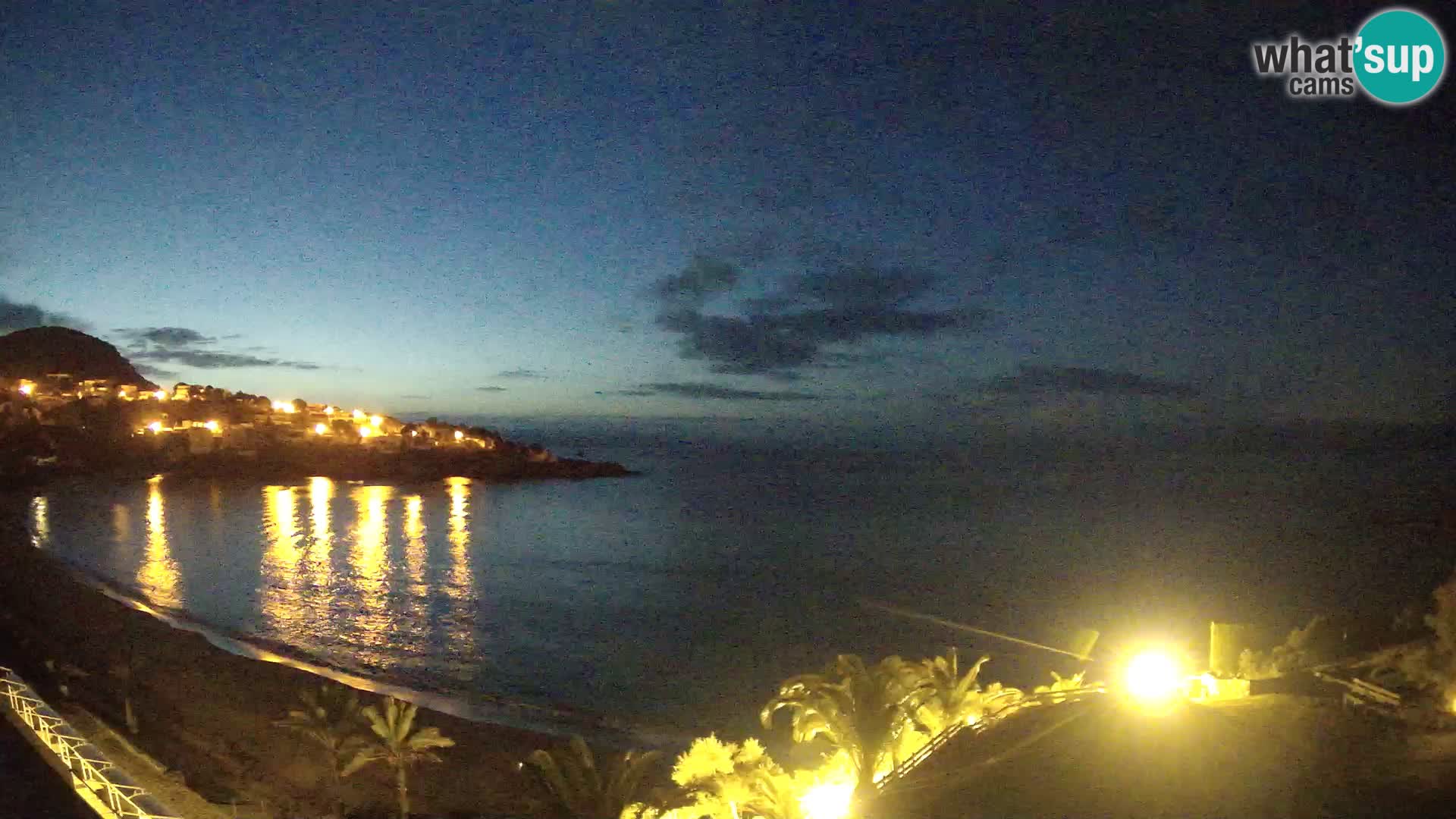 Platja de l’Almadrava beach Live Webcam Roses – Costa Brava – Spain