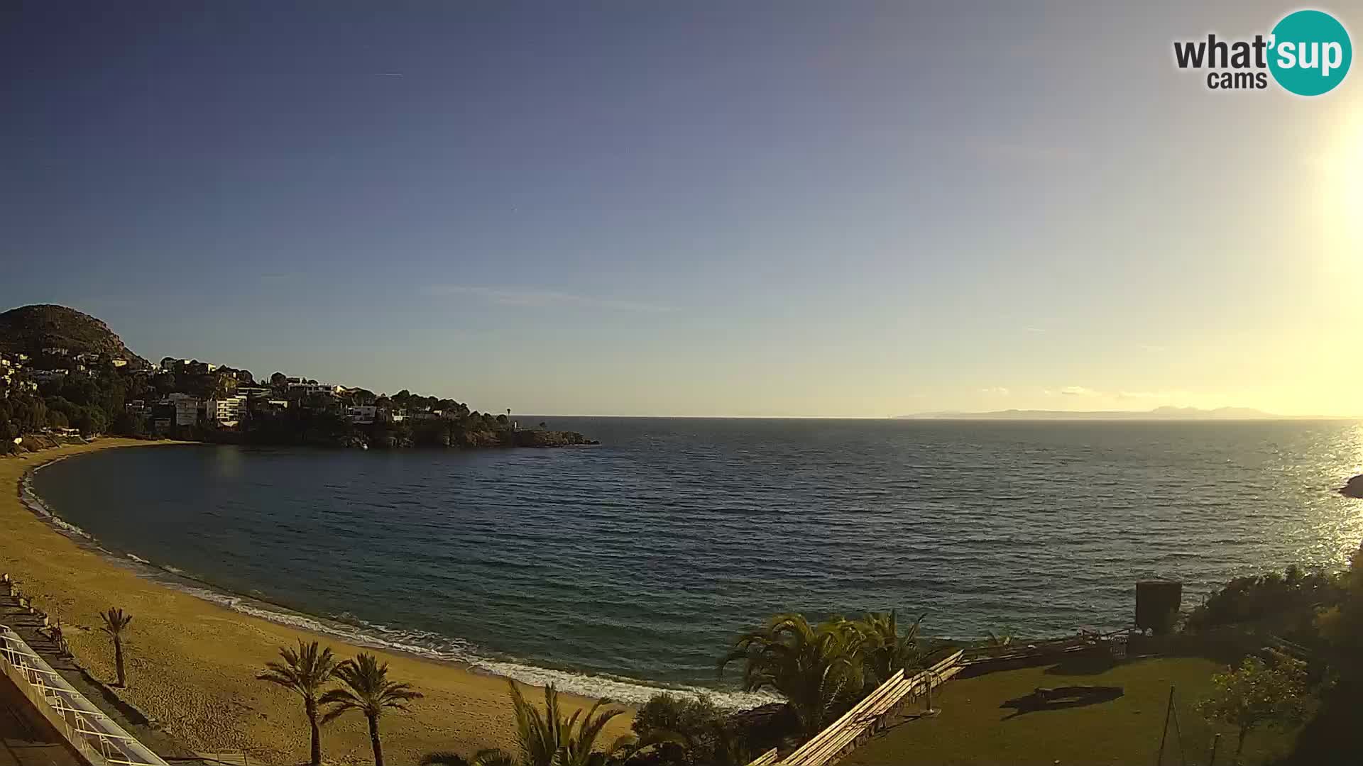 Platja de l’Almadrava beach Live Webcam Roses – Costa Brava – Spain