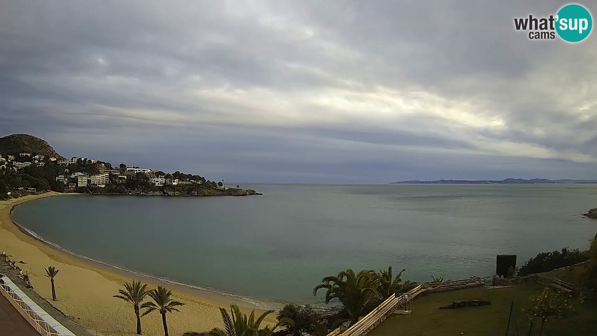 Platja de l’Almadrava beach Live Webcam Roses – Costa Brava – Spain