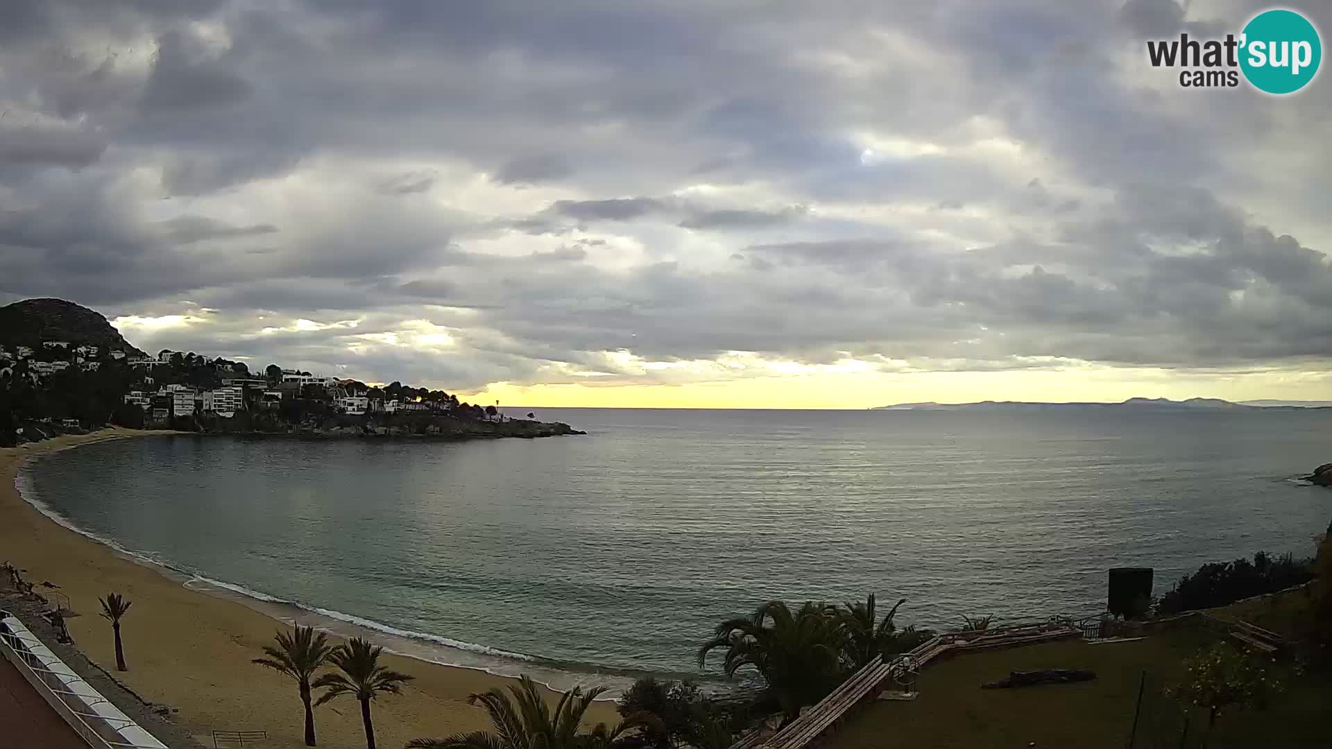 Playa de l’Almadrava camera en vivo Roses – Costa Brava – Espana