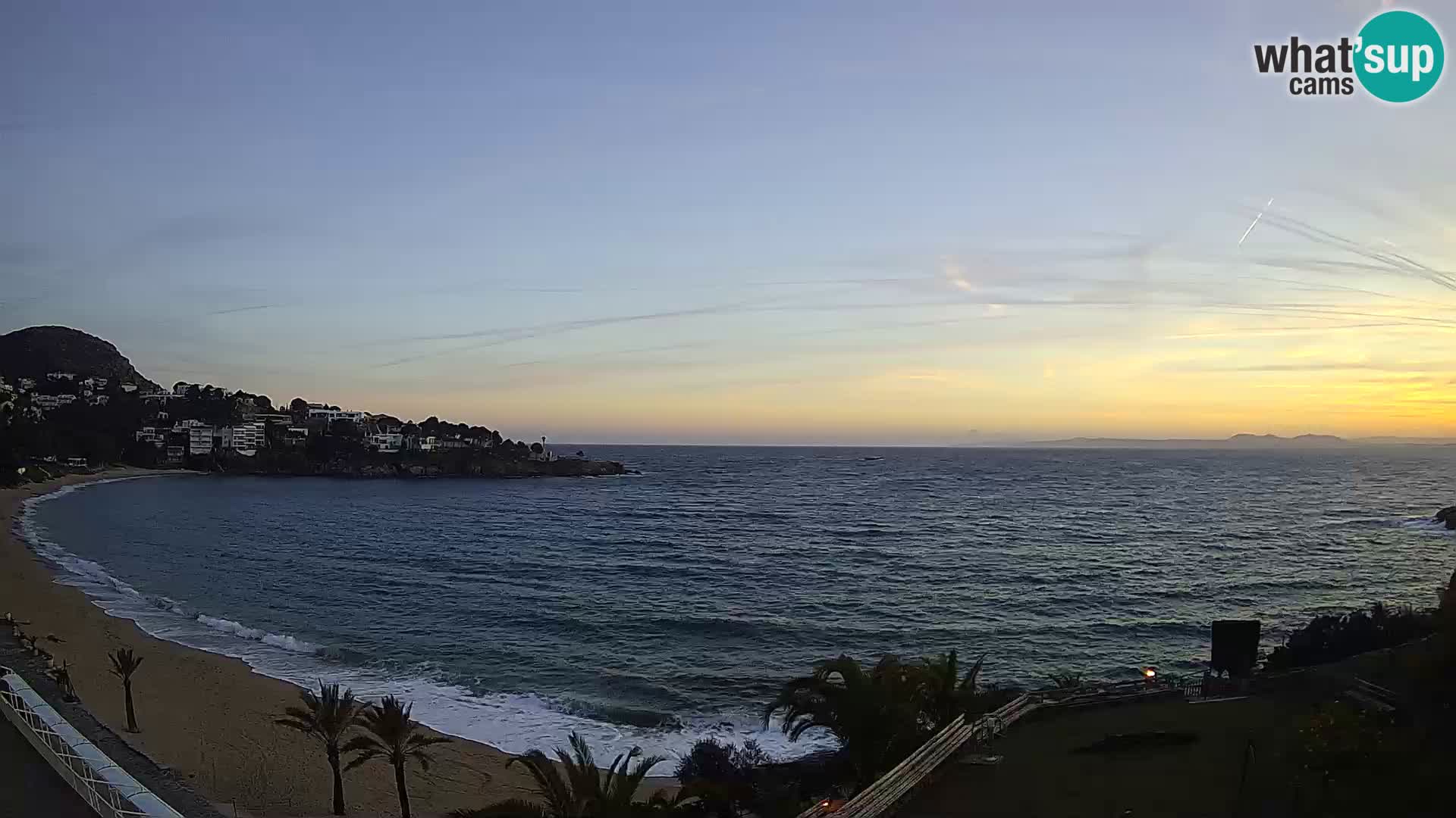 Platja de l’Almadrava beach Live Webcam Roses – Costa Brava – Spain