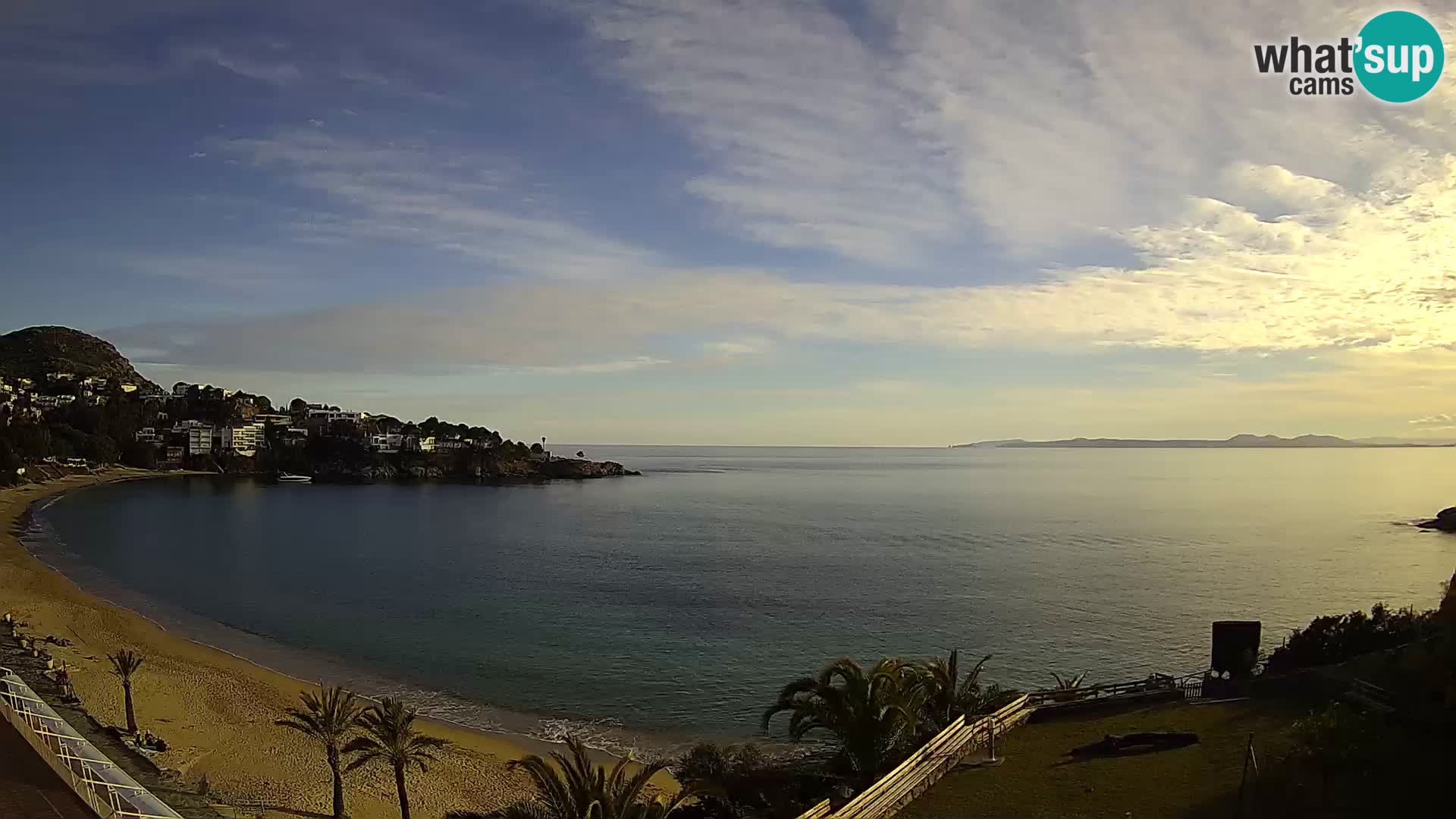 Platja de l’Almadrava beach Live Webcam Roses – Costa Brava – Spain