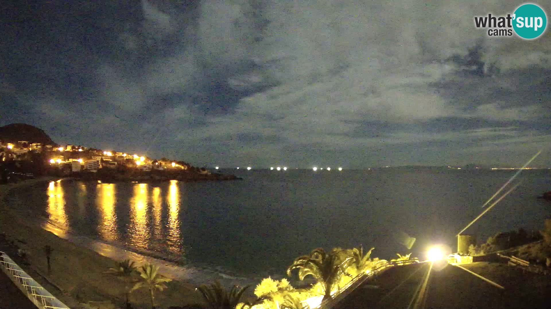 Platja de l’Almadrava beach Live Webcam Roses – Costa Brava – Spain