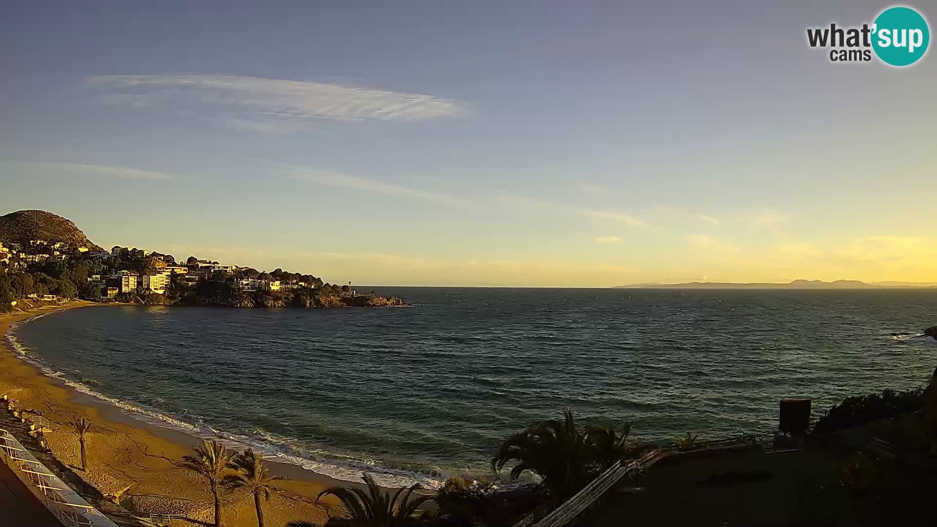 Platja de l’Almadrava beach Live Webcam Roses – Costa Brava – Spain