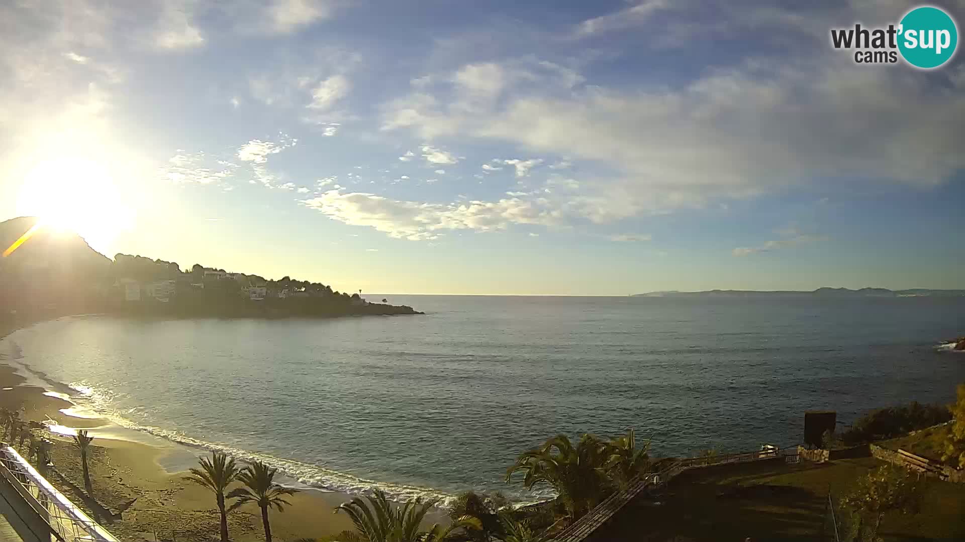 Platja de l’Almadrava beach Live Webcam Roses – Costa Brava – Spain
