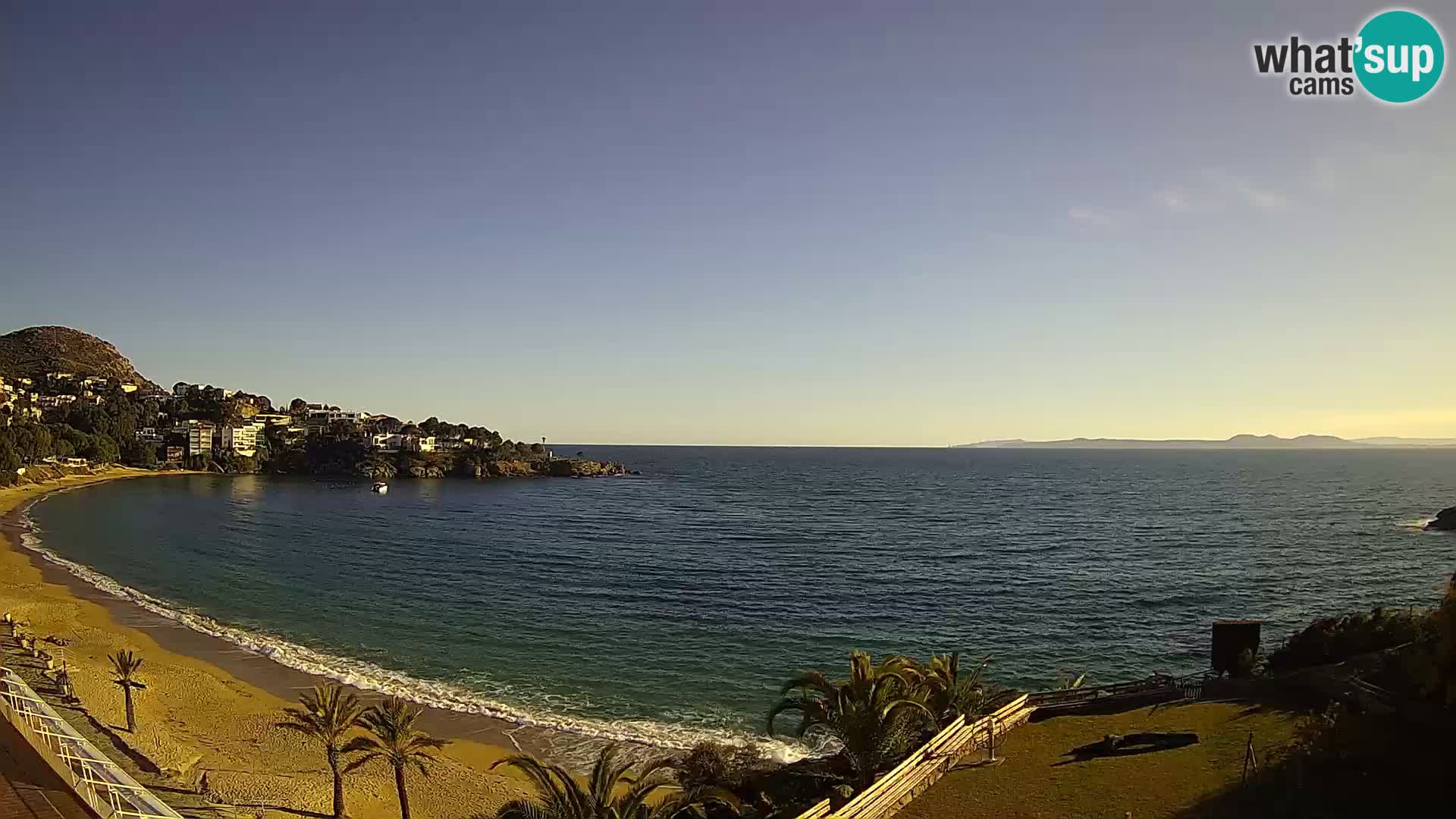 Platja de l’Almadrava beach Live Webcam Roses – Costa Brava – Spain