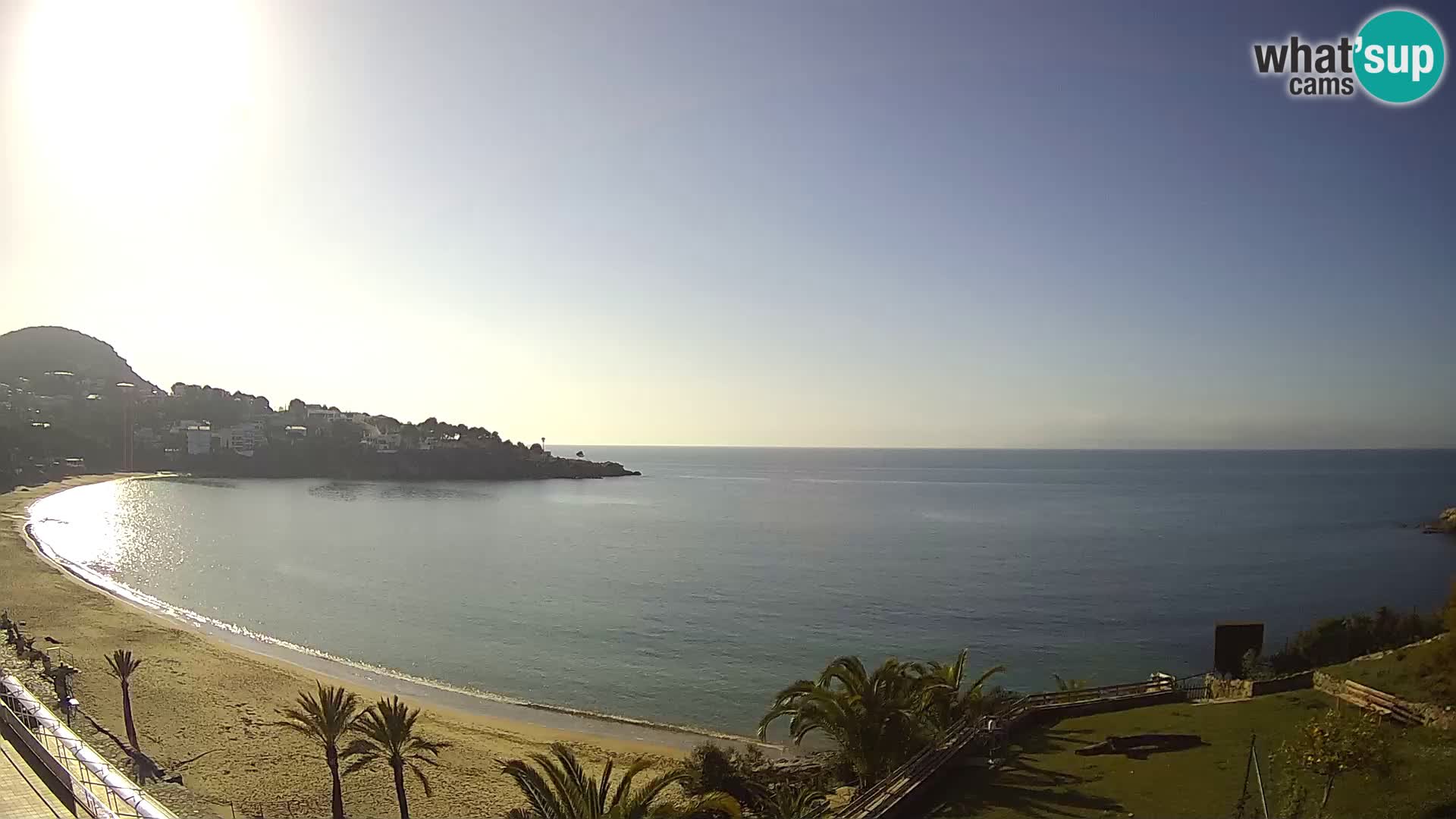 Platja de l’Almadrava beach Live Webcam Roses – Costa Brava – Spain