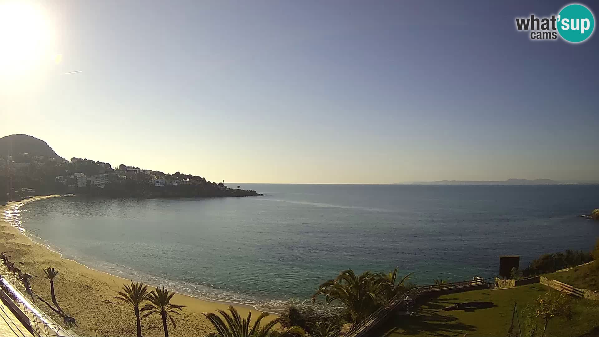 Platja de l’Almadrava beach Live Webcam Roses – Costa Brava – Spain