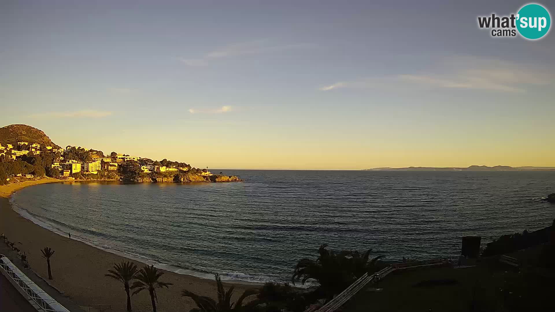 Platja de l’Almadrava beach Live Webcam Roses – Costa Brava – Spain