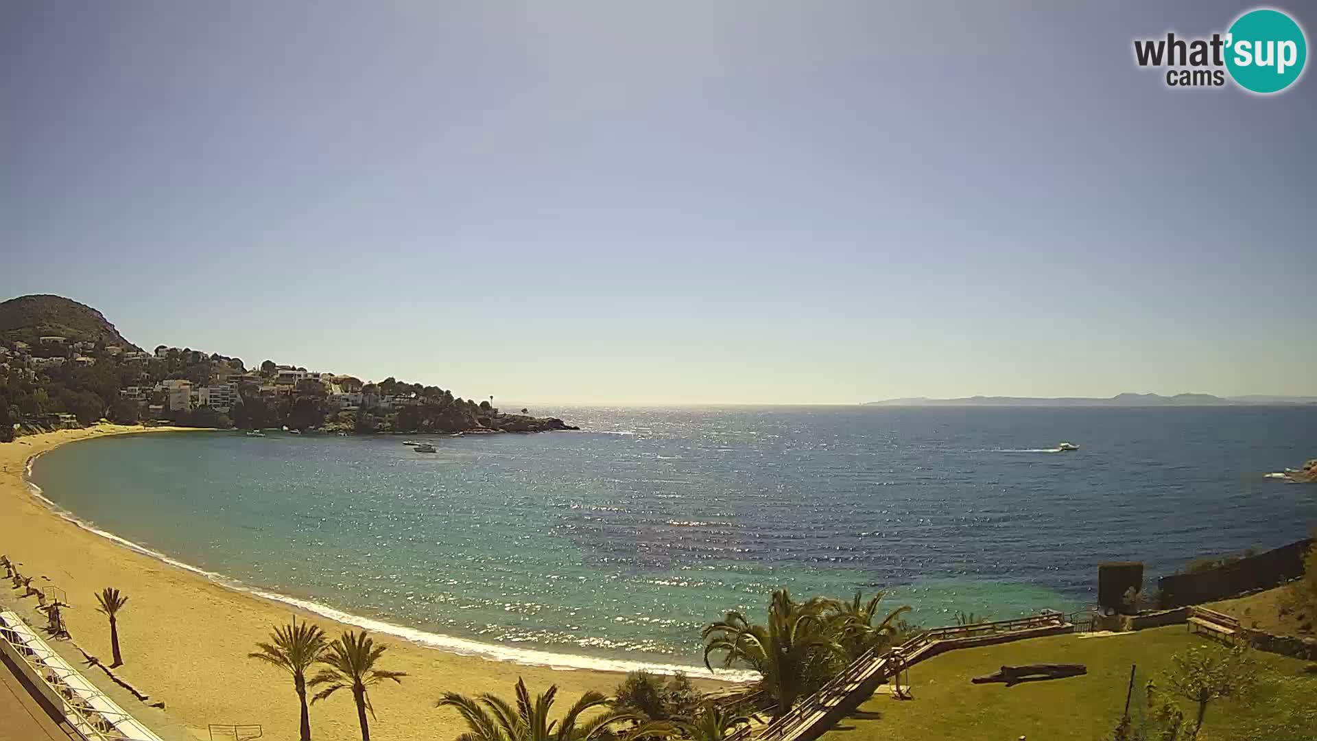 Platja de l’Almadrava beach Live Webcam Roses – Costa Brava – Spain