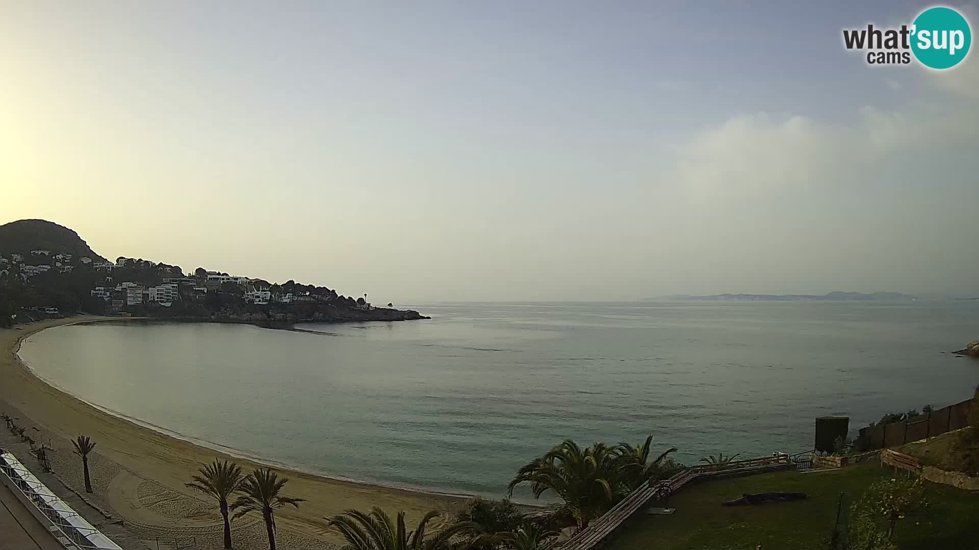 Platja de l’Almadrava beach Live Webcam Roses – Costa Brava – Spain