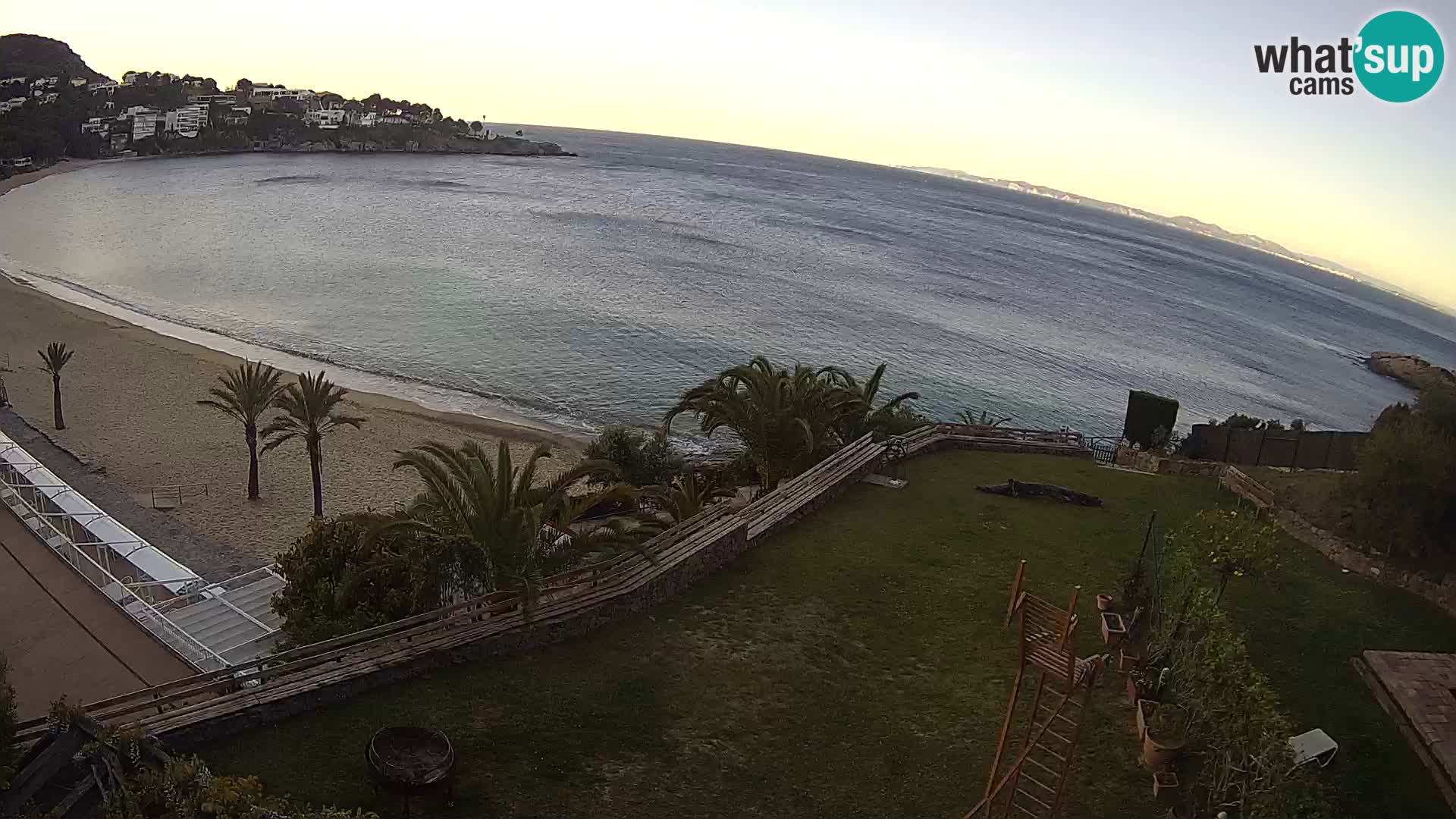 Platja de l’Almadrava beach Live Webcam Roses – Costa Brava – Spain