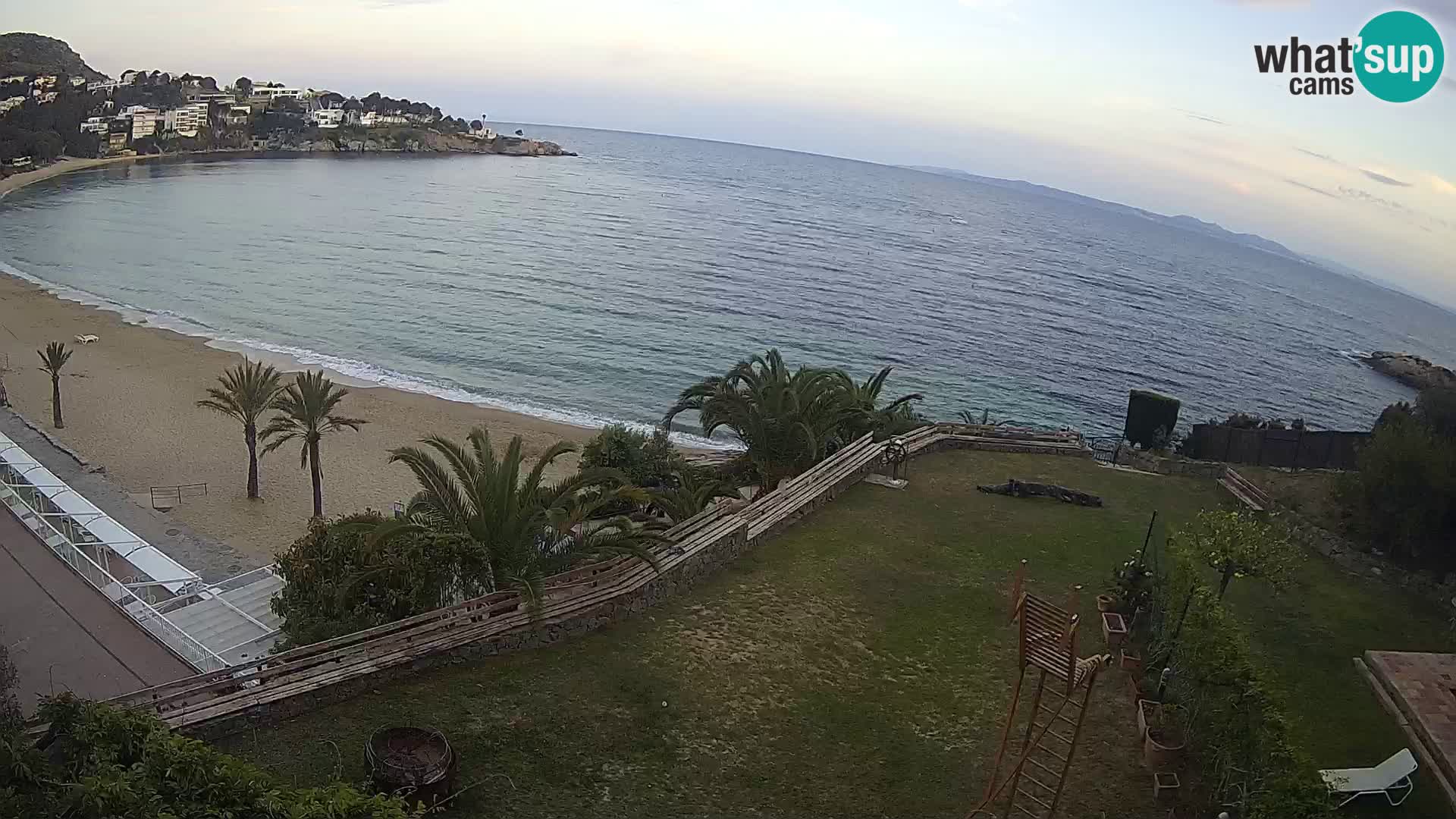 Platja de l’Almadrava beach Live Webcam Roses – Costa Brava – Spain
