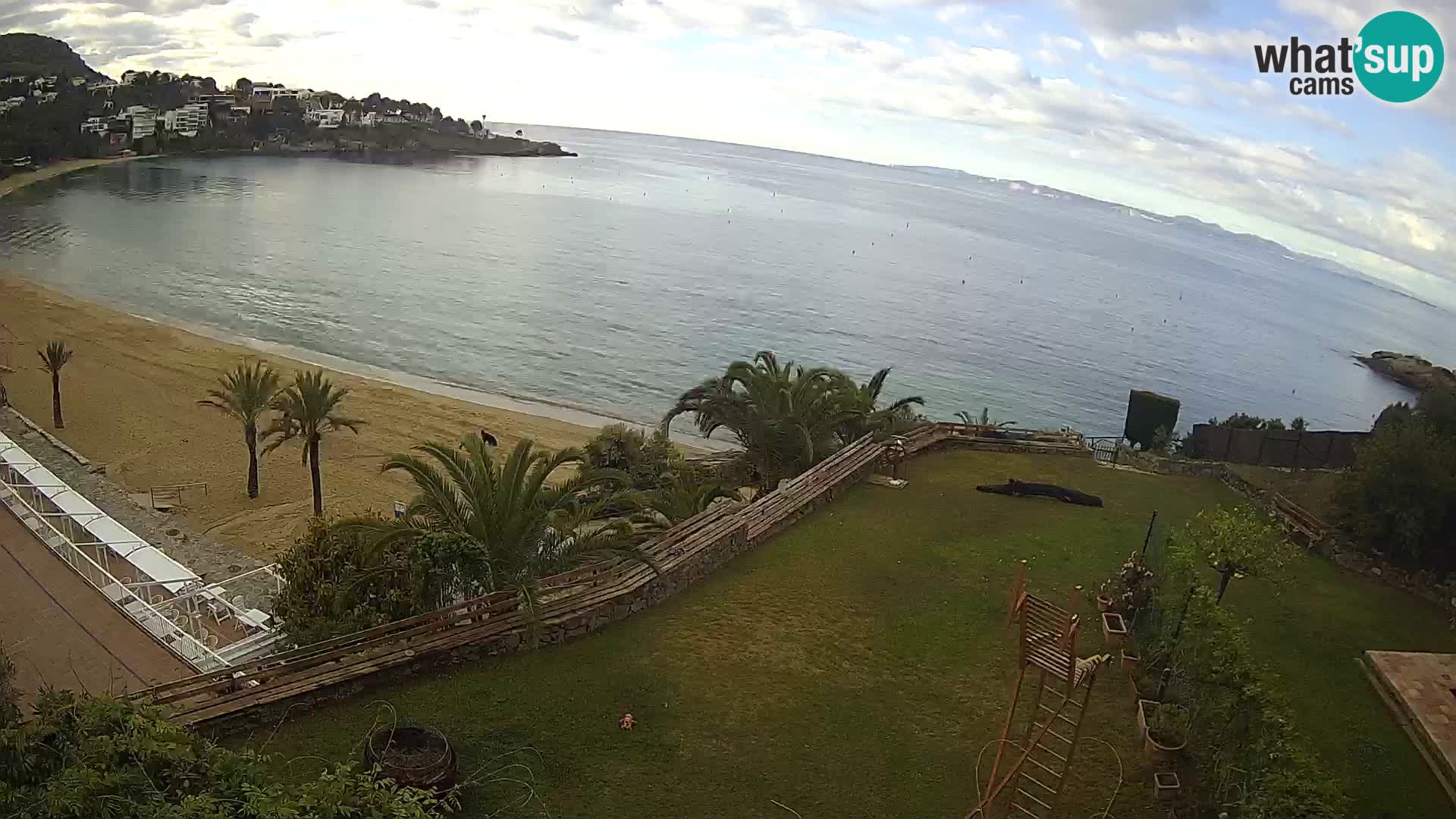 Platja de l’Almadrava beach Live Webcam Roses – Costa Brava – Spain