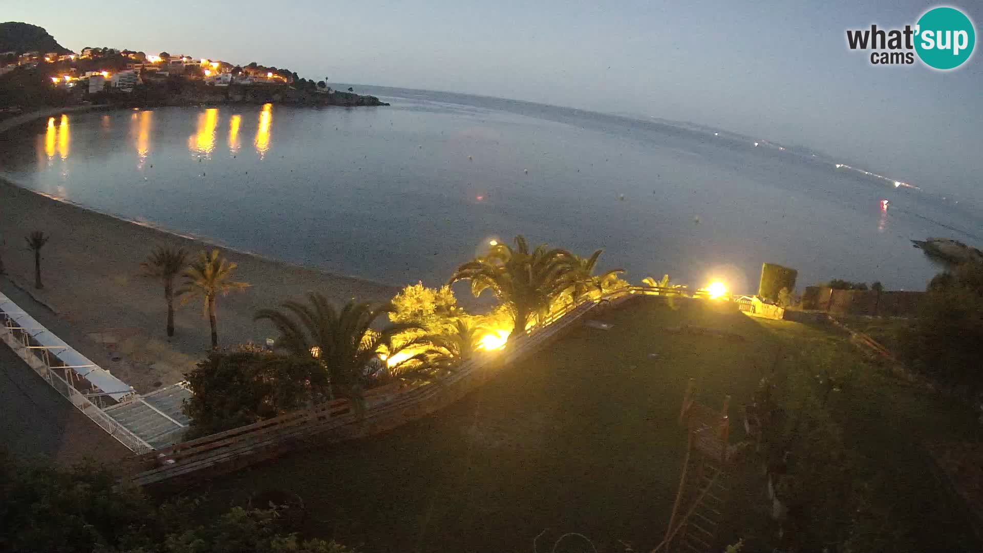 Platja de l’Almadrava beach Live Webcam Roses – Costa Brava – Spain