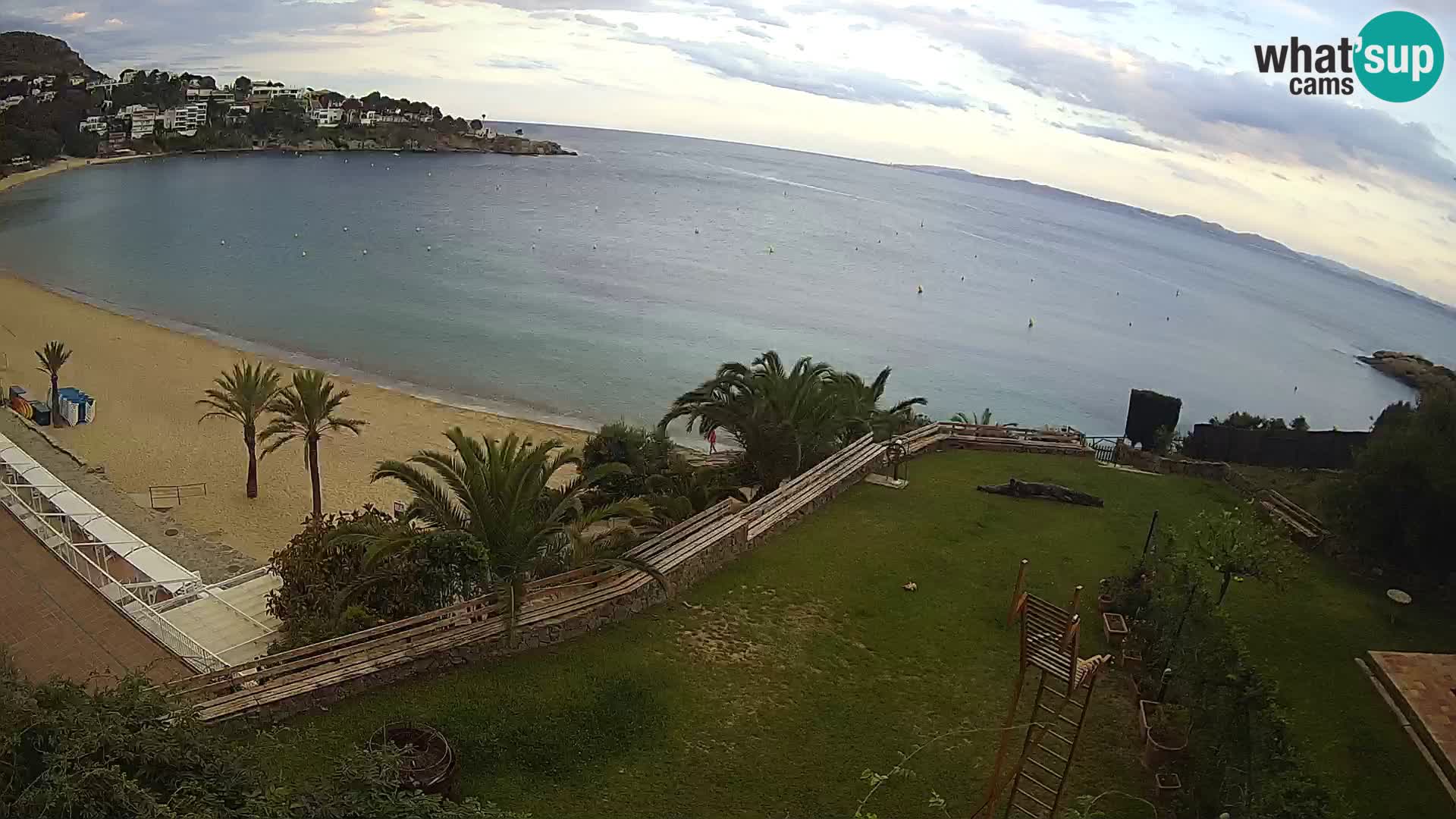 Platja de l’Almadrava beach Live Webcam Roses – Costa Brava – Spain