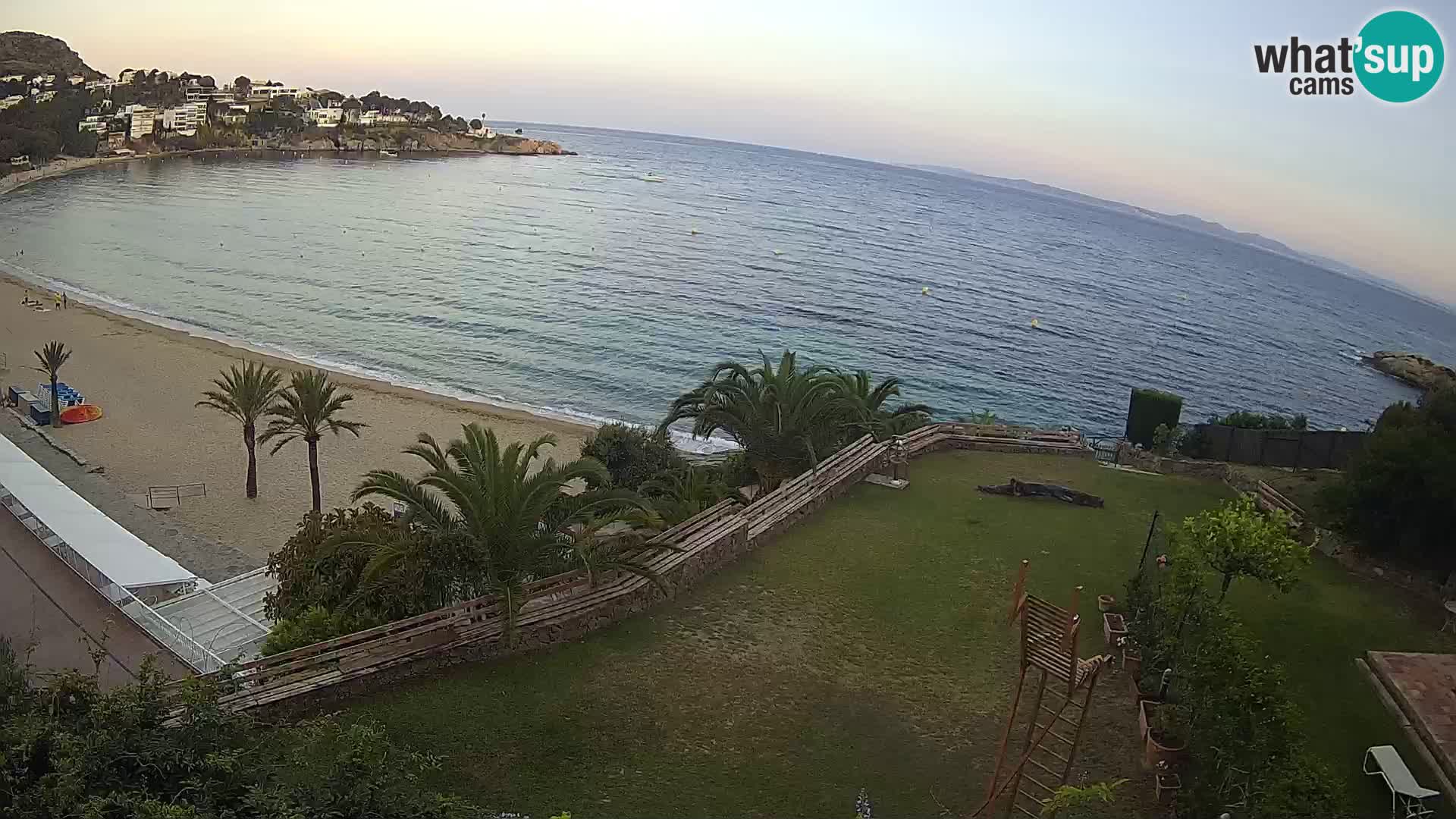 Platja de l’Almadrava beach Live Webcam Roses – Costa Brava – Spain