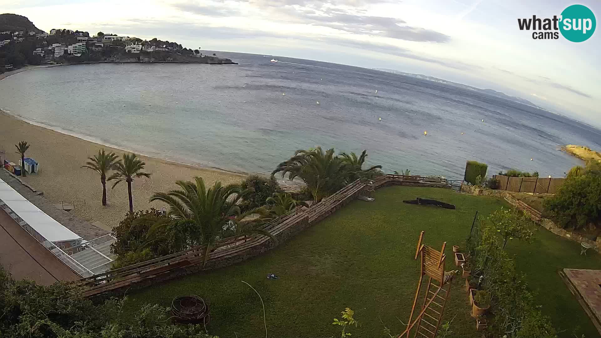 Platja de l’Almadrava beach Live Webcam Roses – Costa Brava – Spain