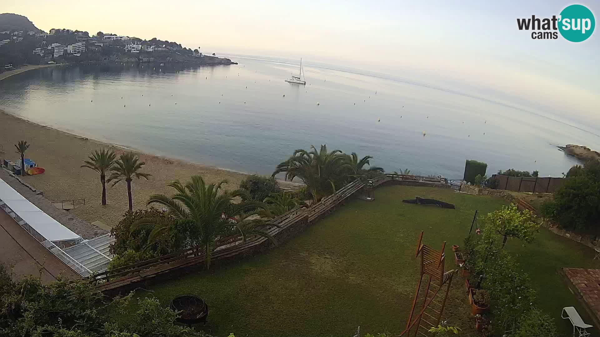 Platja de l’Almadrava beach Live Webcam Roses – Costa Brava – Spain
