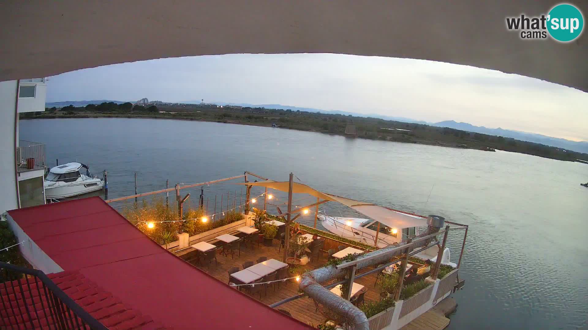 Roses El Nautil webcam | Costa Brava