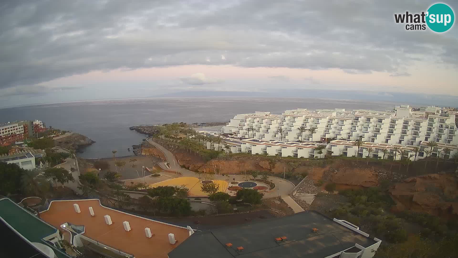 Live webcam Playa de Las Galgas – Playa Paraiso – La Gomera island – Adeje – Tenerife