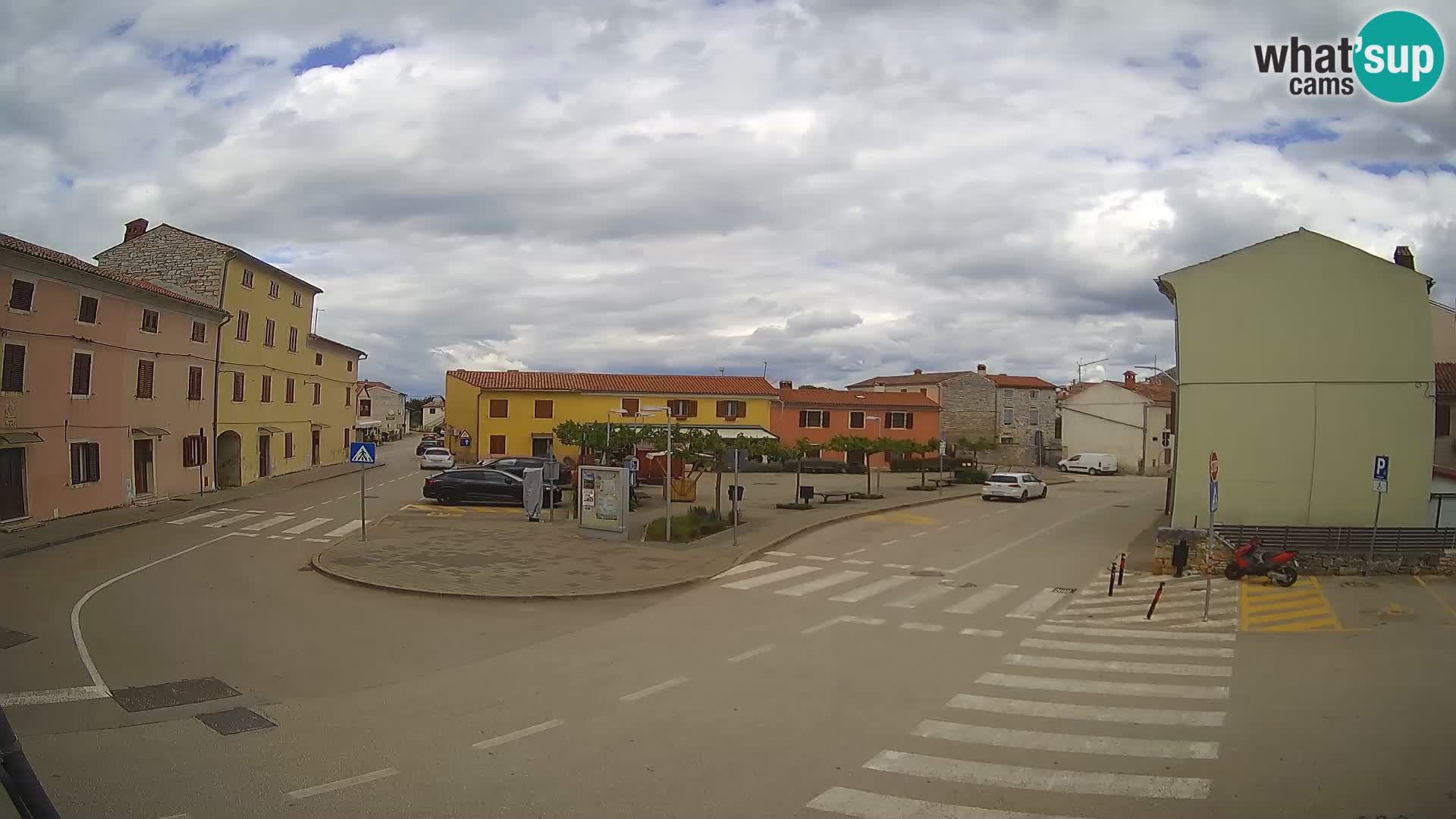 Bale Trg La Musa webcam – Istria – Croatia