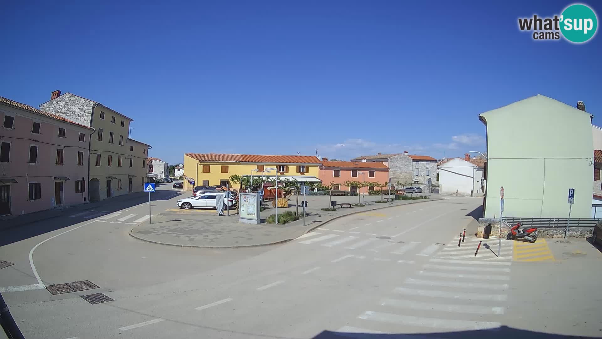 Bale Trg La Musa webcam – Istria – Croatia