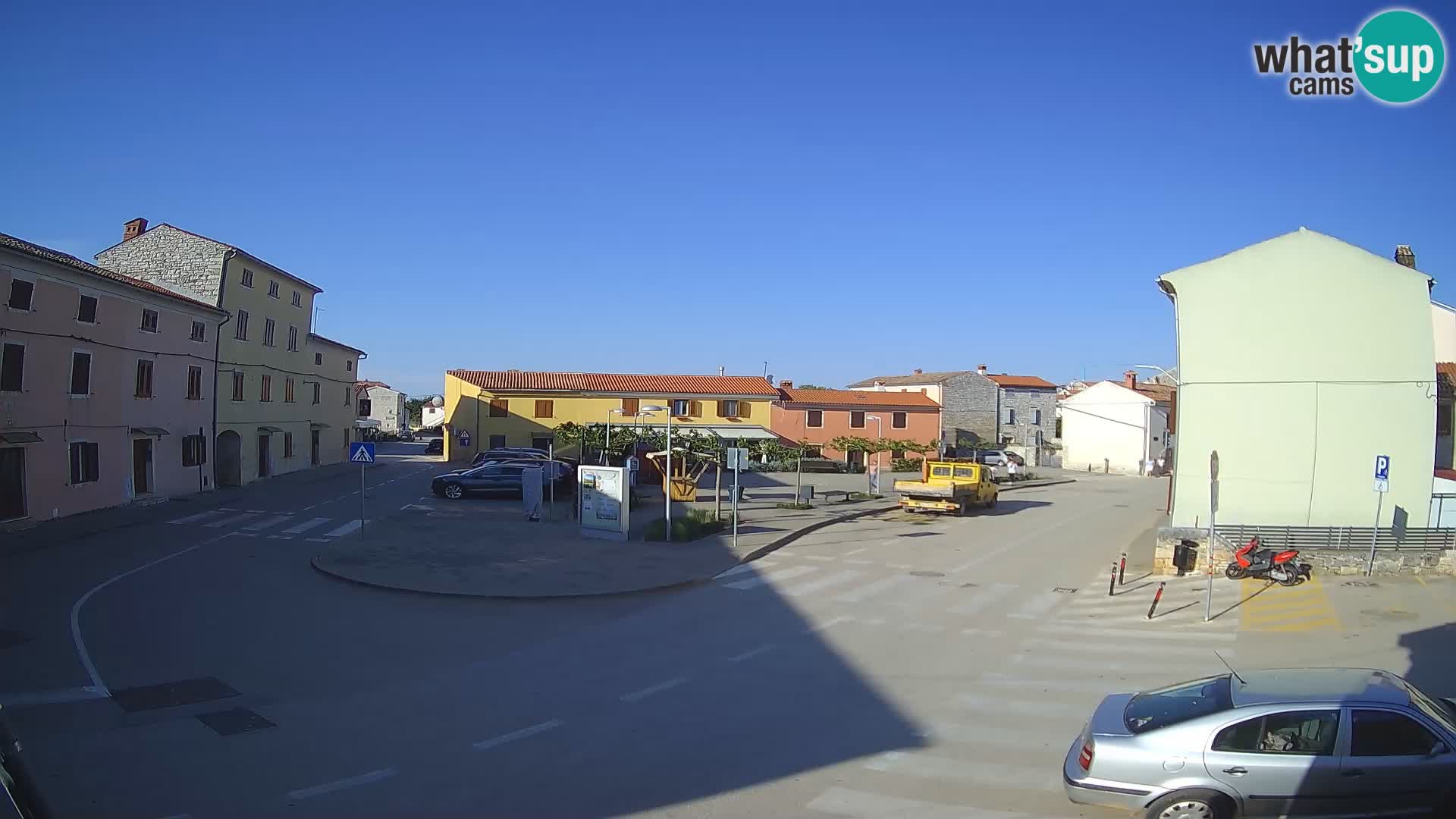Bale Trg La Musa webcam – Istria – Croatia
