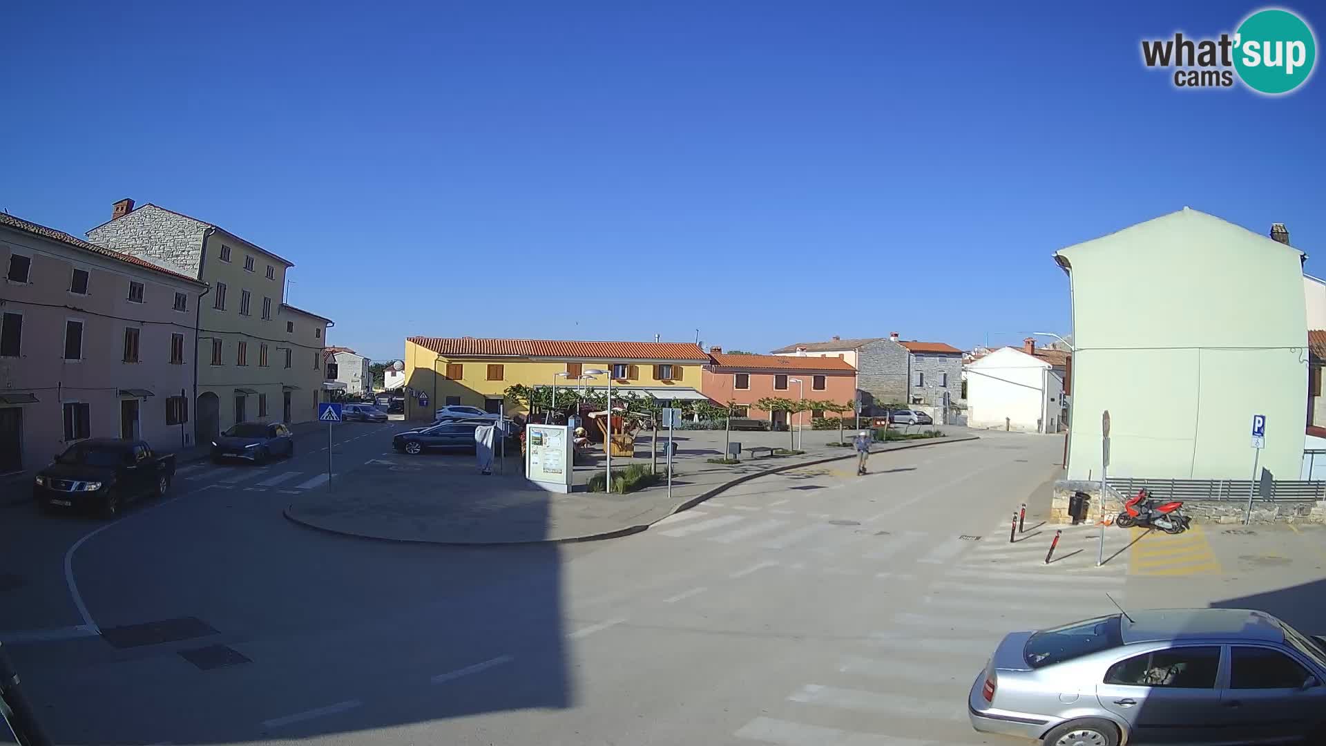 Bale Trg La Musa web kamera – Istra