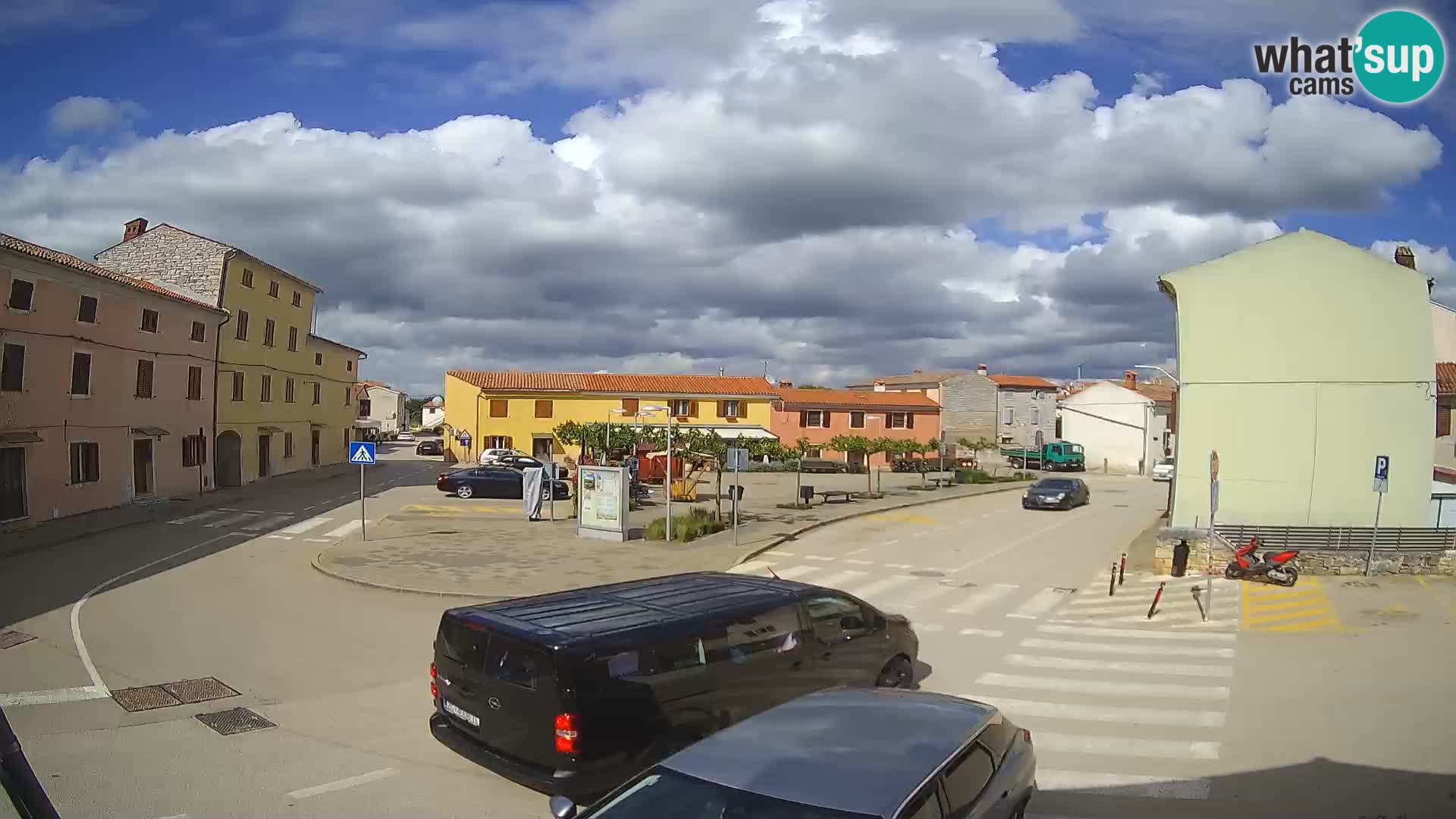 Bale Trg La Musa webcam – Istria – Croatia