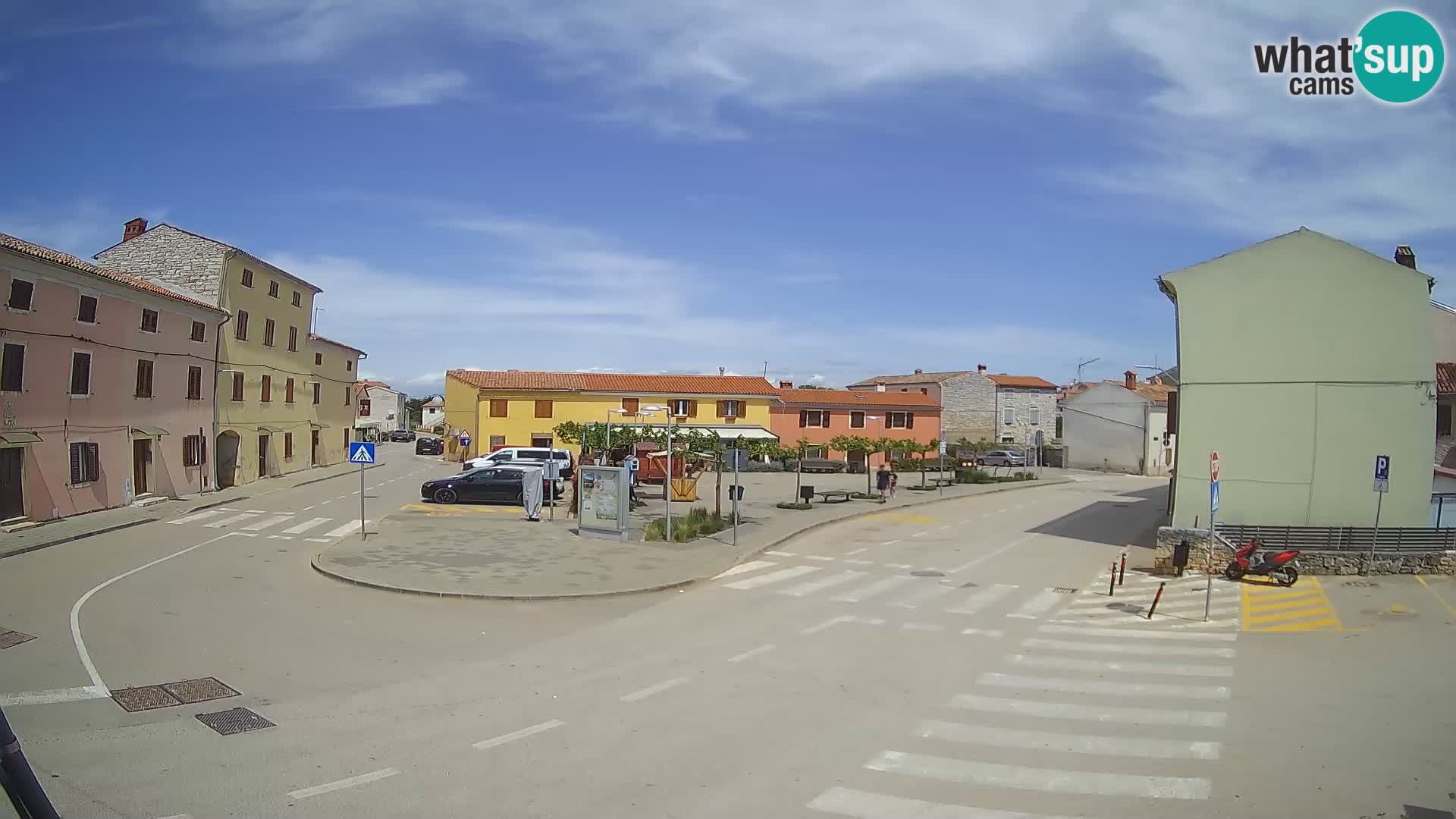 Bale Trg La Musa web kamera – Istra
