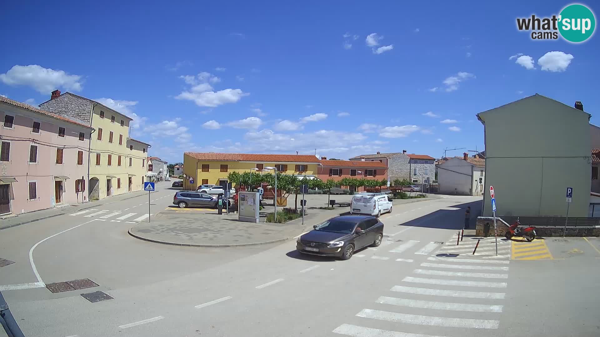 Bale, webcam de la place La Musa – Istrie – Croatie