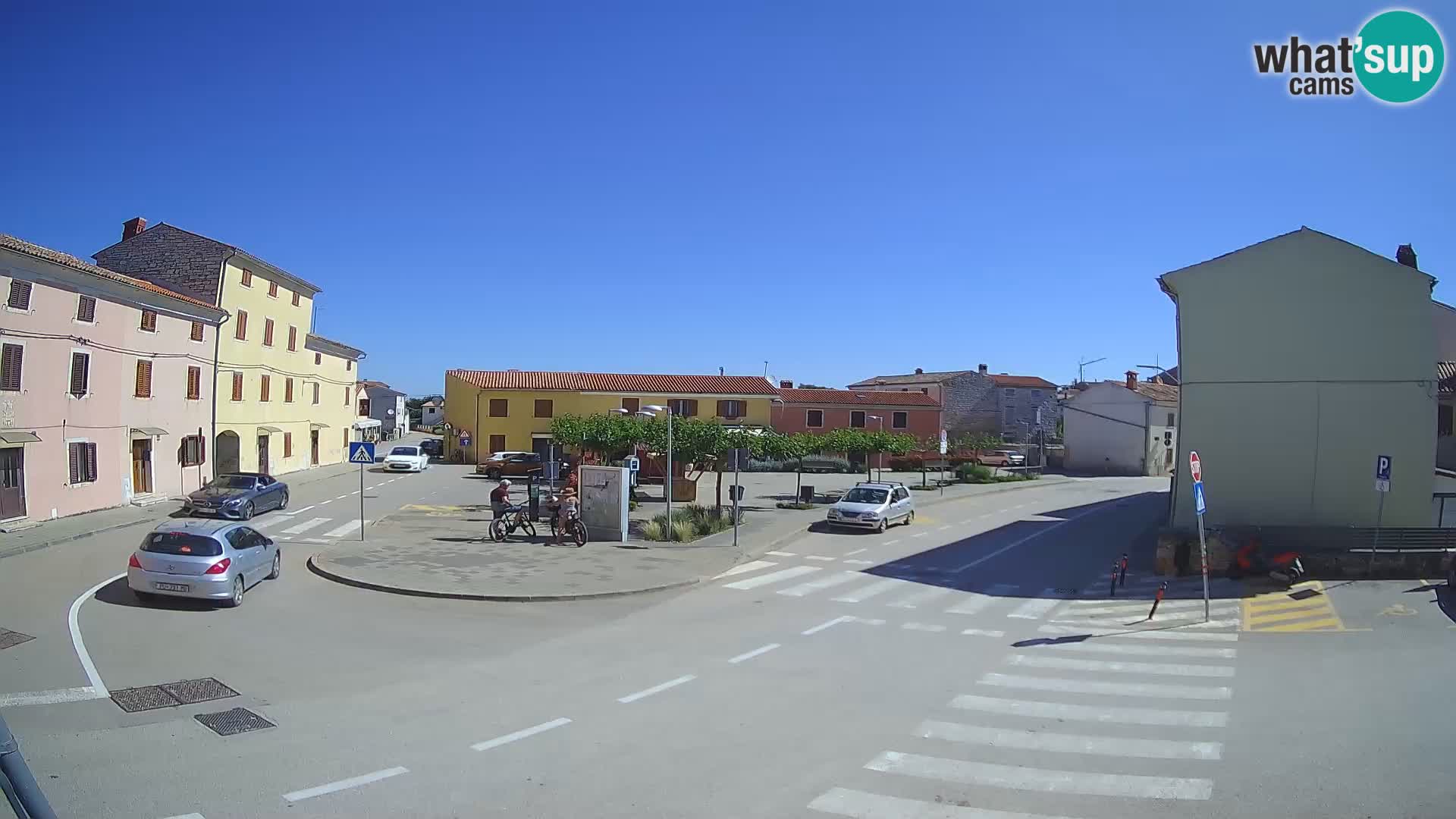 Bale Trg La Musa webcam – Istria – Croatia