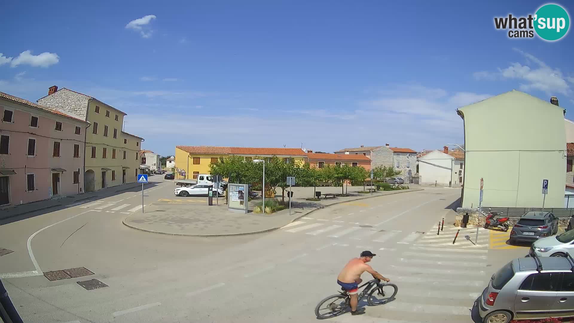 Bale Trg La Musa webcam – Istria – Croatia