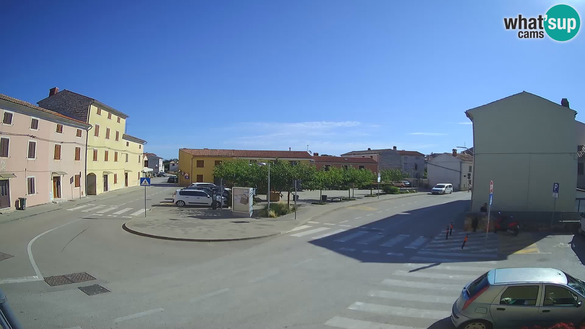 Bale Trg La Musa web kamera – Istra