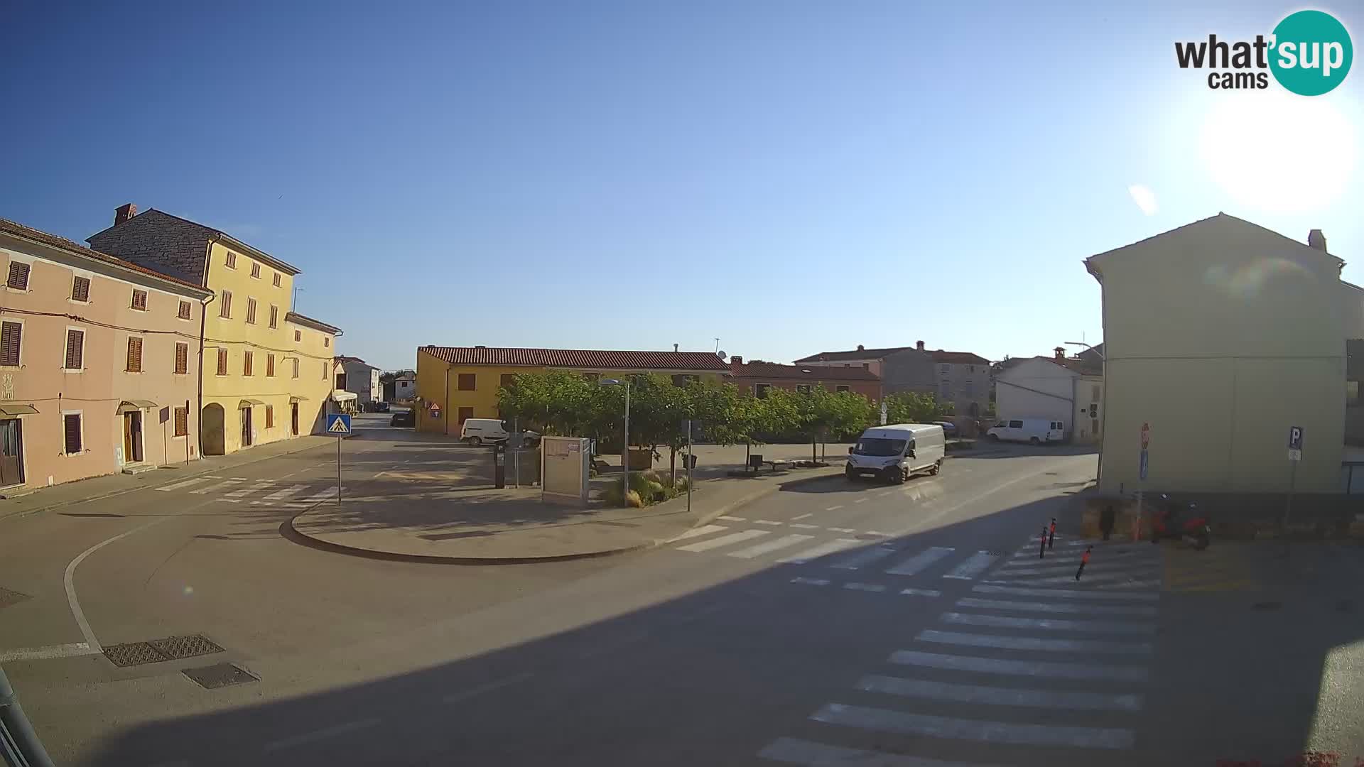 Bale Trg La Musa web kamera – Istra