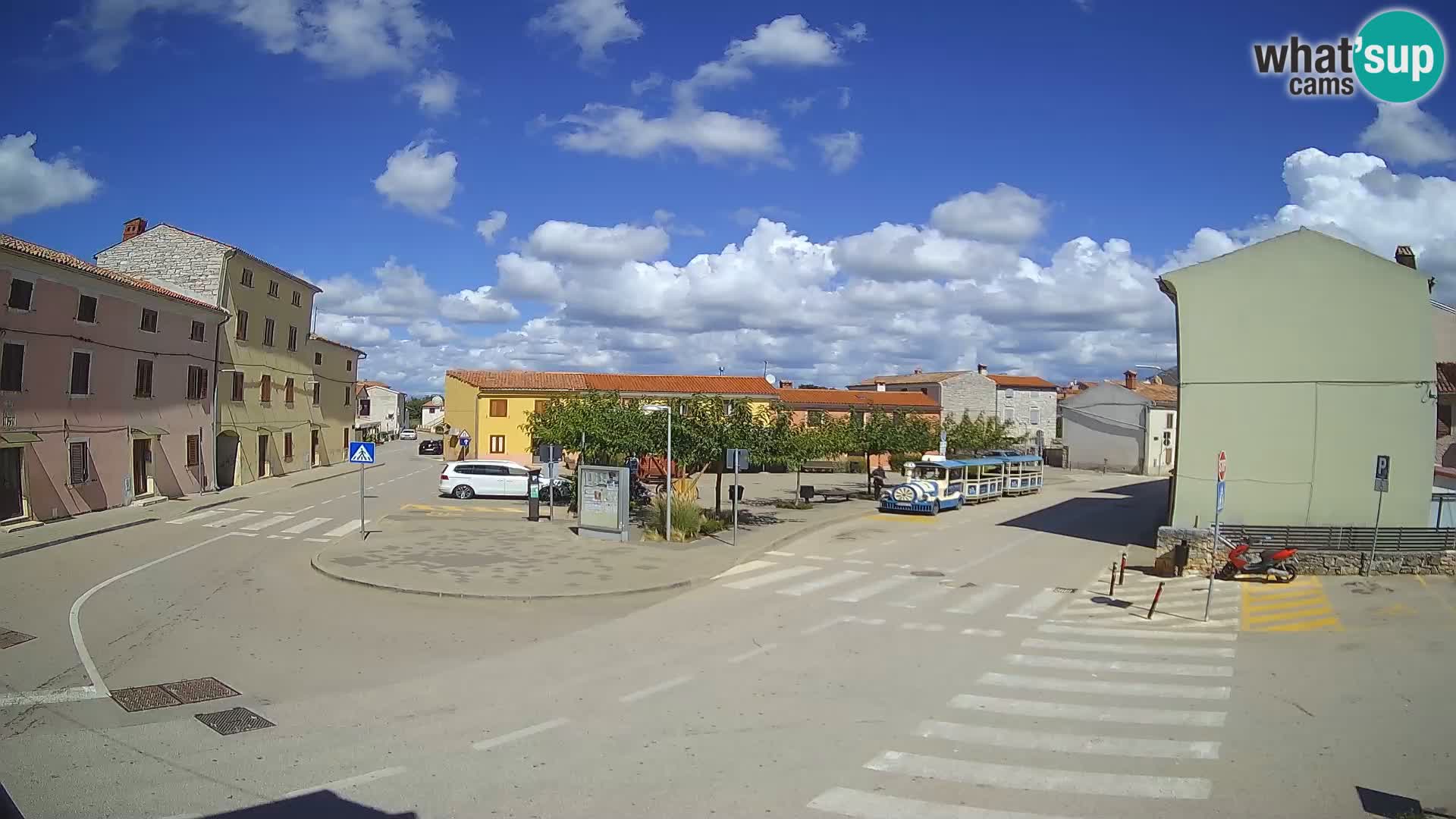 Bale, webcam de la place La Musa – Istrie – Croatie