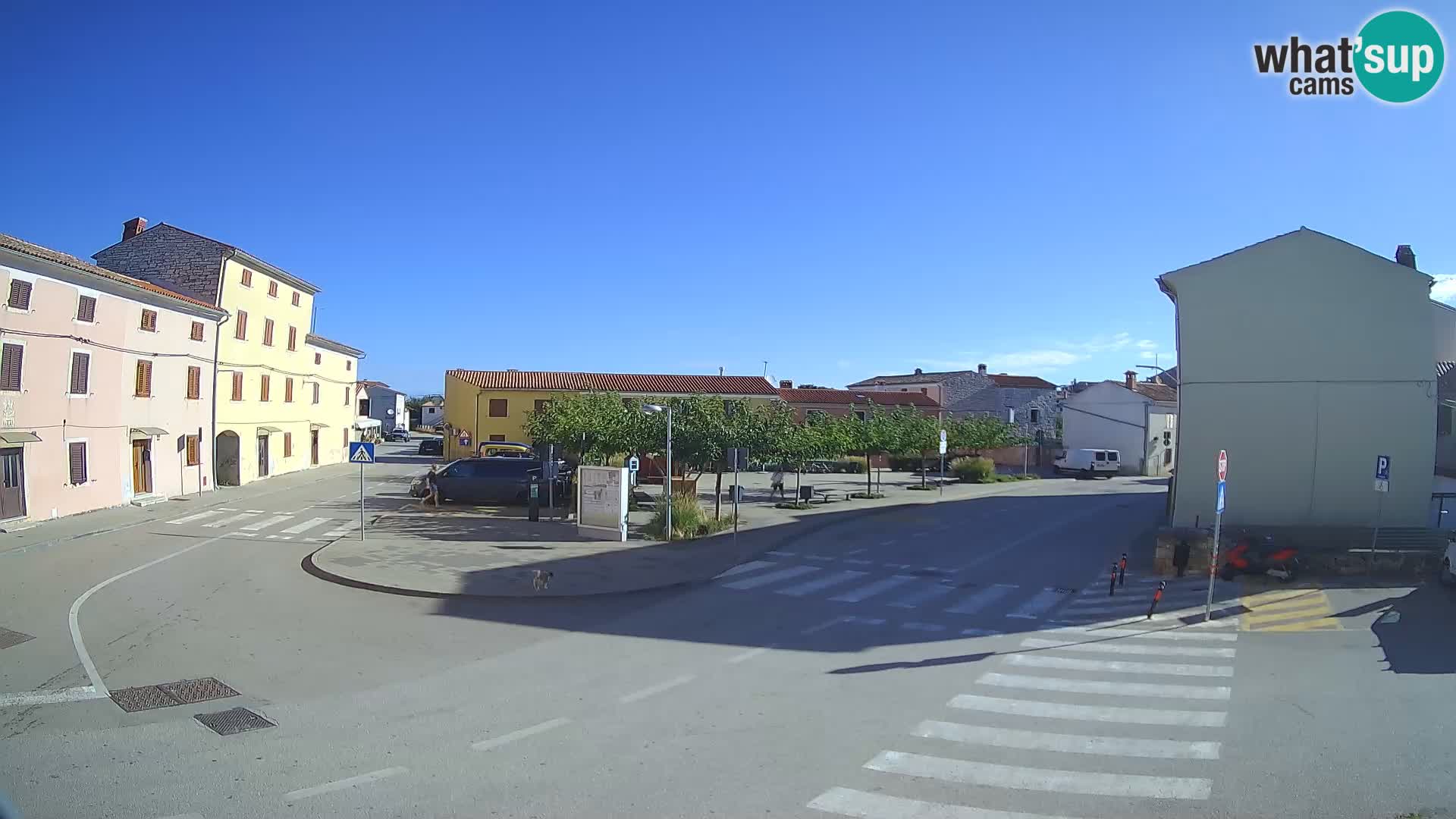 Bale Trg La Musa web kamera – Istra
