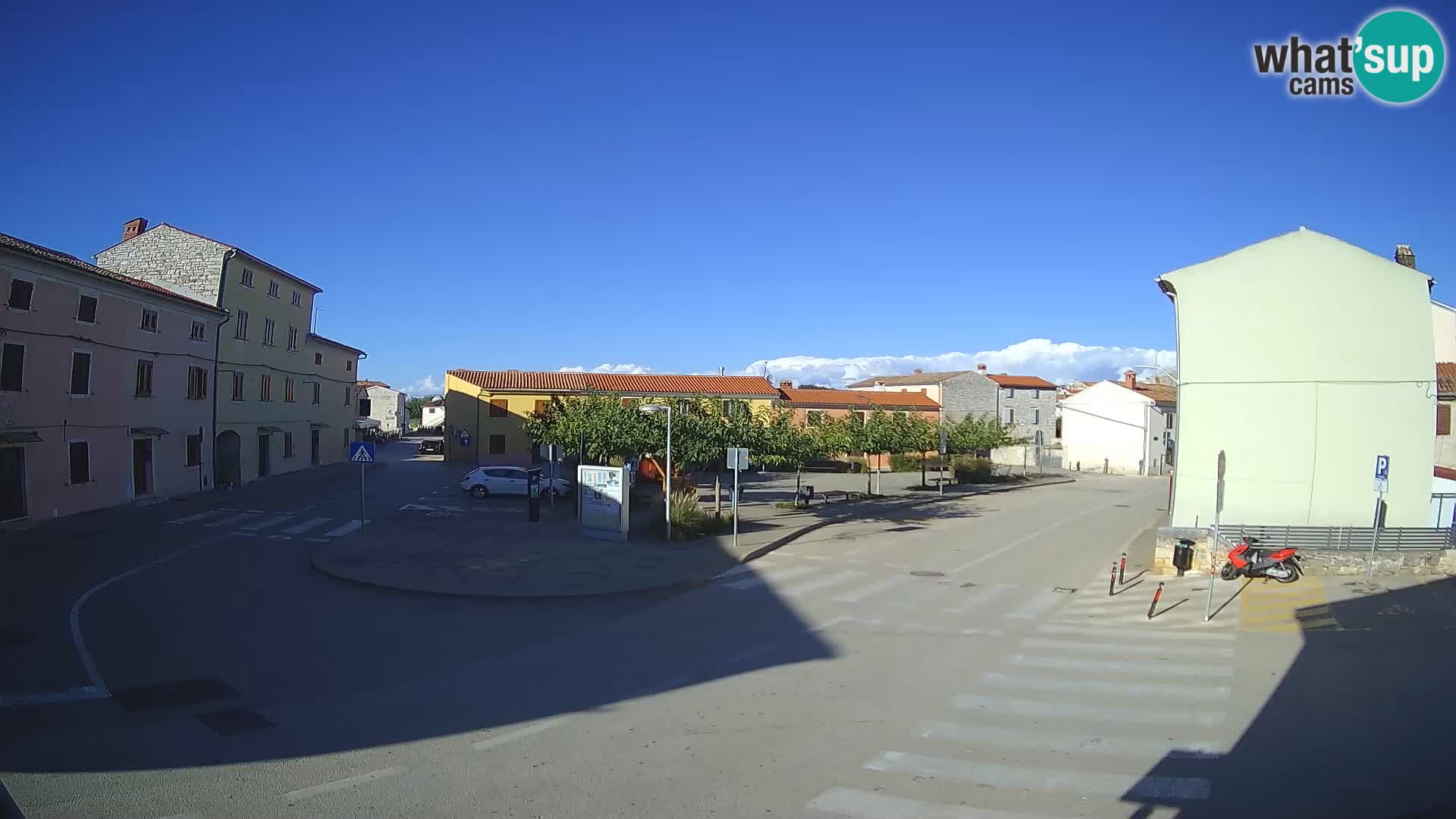 Bale Trg La Musa webcam – Istria – Croatia