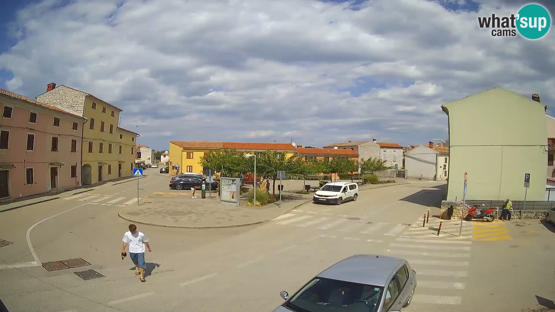 Bale, webcam de la place La Musa – Istrie – Croatie