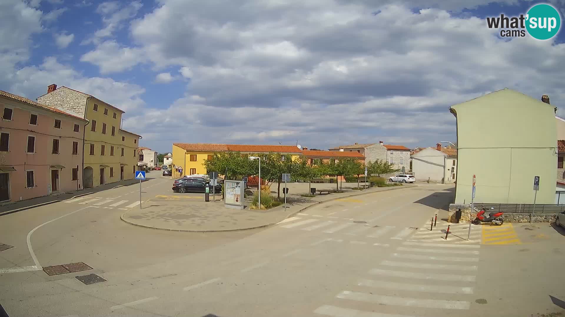 Bale Trg La Musa webcam – Istria – Croatia
