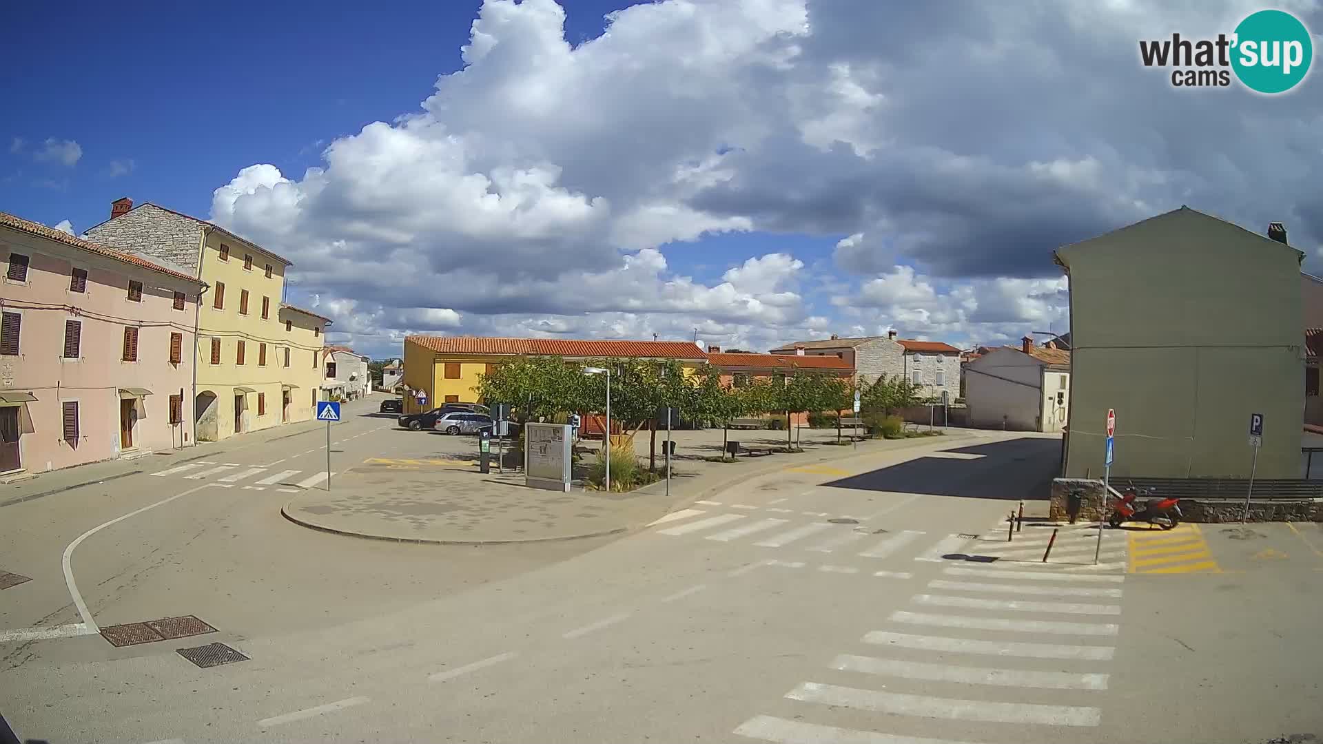 Bale Trg La Musa webcam – Istria – Croatia