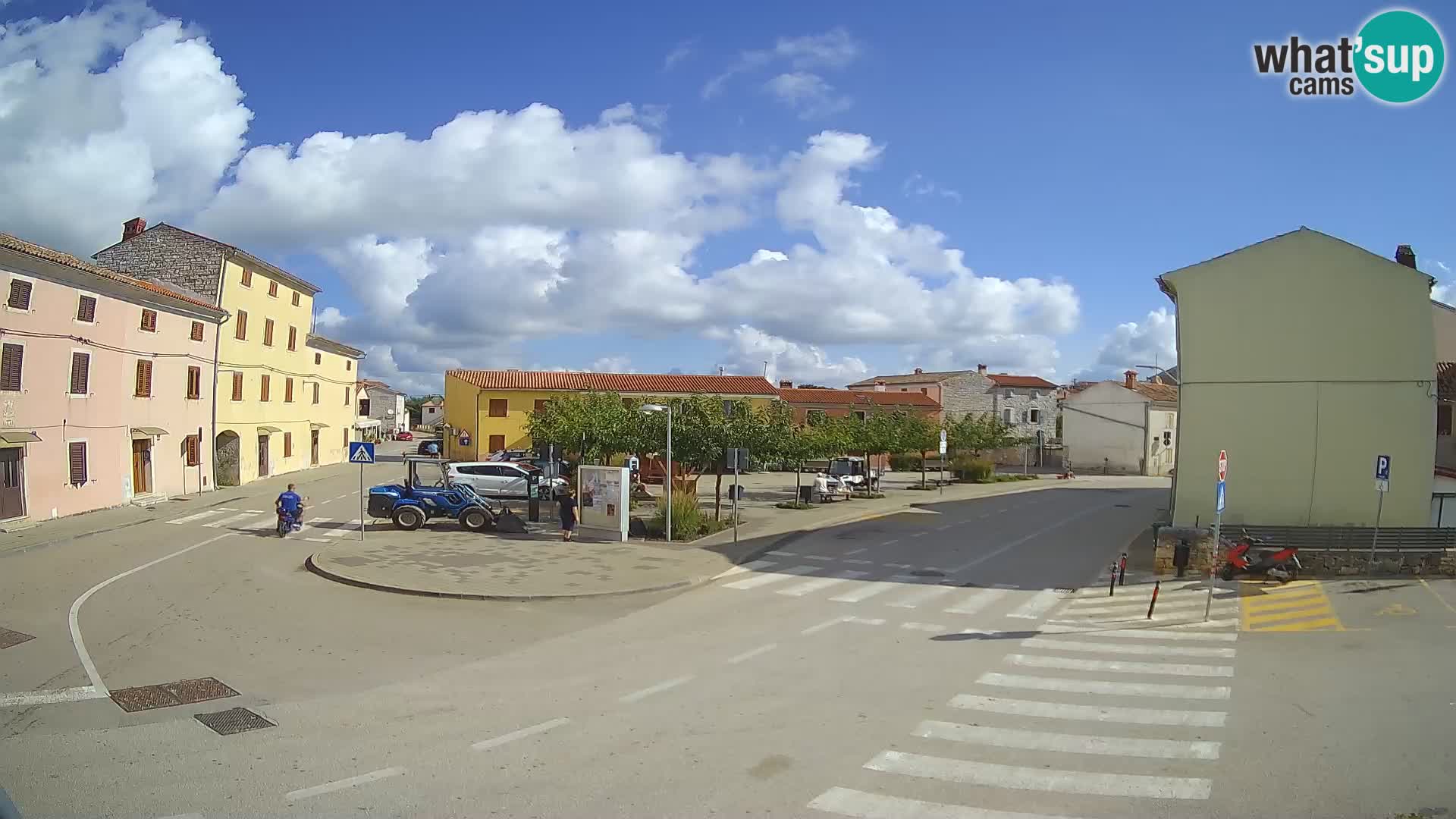 Bale, webcam de la place La Musa – Istrie – Croatie